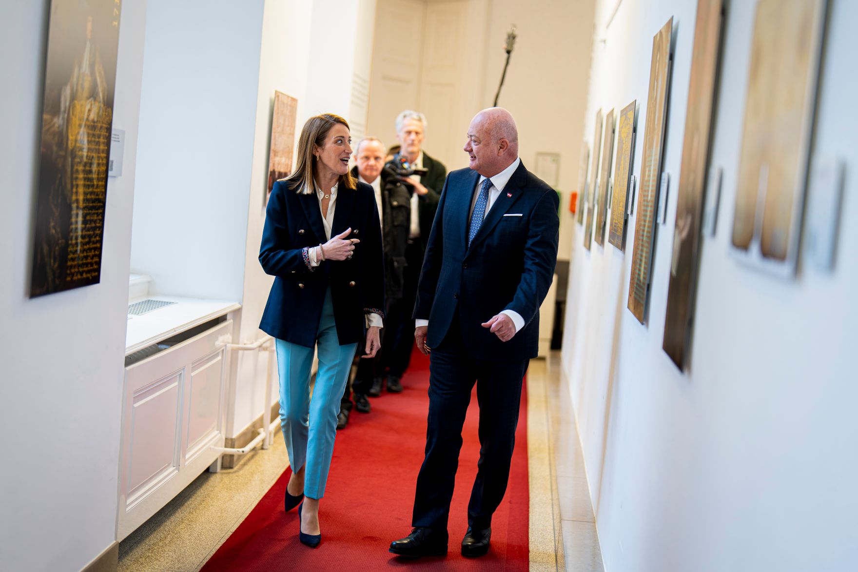 Am 16. J&auml;nner 2026 empfing Bundeskanzler Chistian Stocker (r.) die Pr&auml;sidentin des Europ&auml;ischen Parlaments Roberta Metsola (l.) im Bundeskanzleramt.