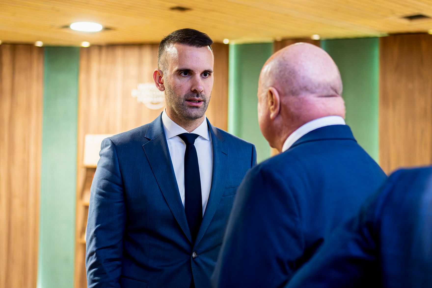 Am 20. J&auml;nner 2026 nahm Bundeskanzler Christian Stocker (r.) am Weltwirtschaftsforum in Davos teil.