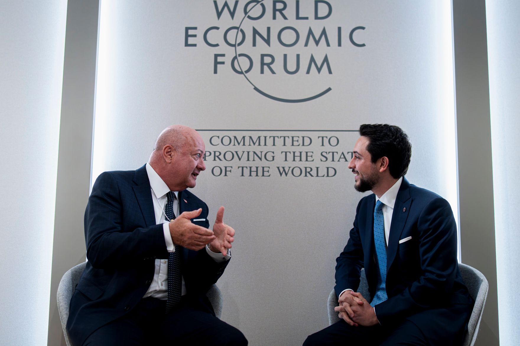 Am 21. J&auml;nner 2026 nahm Bundeskanzler Christian Stocker (l.) am Weltwirtschaftsforum in Davos teil. Im Bild bei einem Arbeitsgespr&auml;ch mit dem Kronprinzen von Jordanien Hussein bin Abdullah (r.).