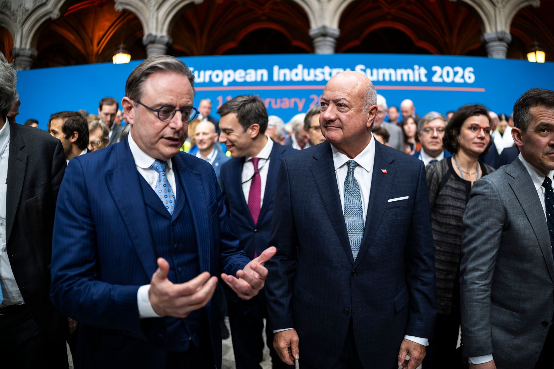 Am 11. Februar 2026 nahm Bundeskanzler Christian Stocker (m.r.) am &bdquo;European Industry Summit 2026&ldquo; in Antwerpen teil.