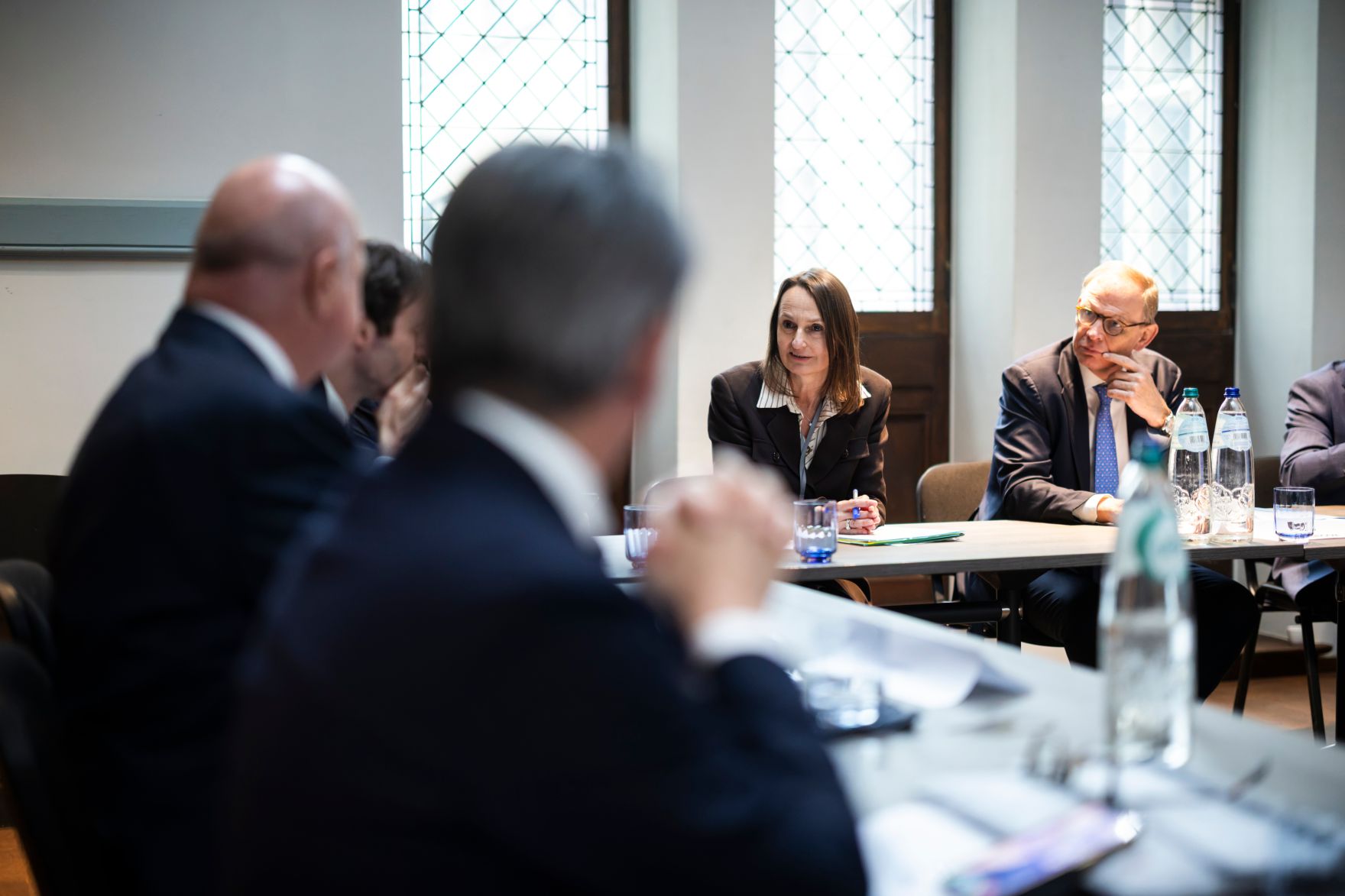 Am 11. Februar 2026 nahm Bundeskanzler Christian Stocker (l.) am &bdquo;European Industry Summit 2026&ldquo; in Antwerpen teil. Im Bild beim Pressebriefing.