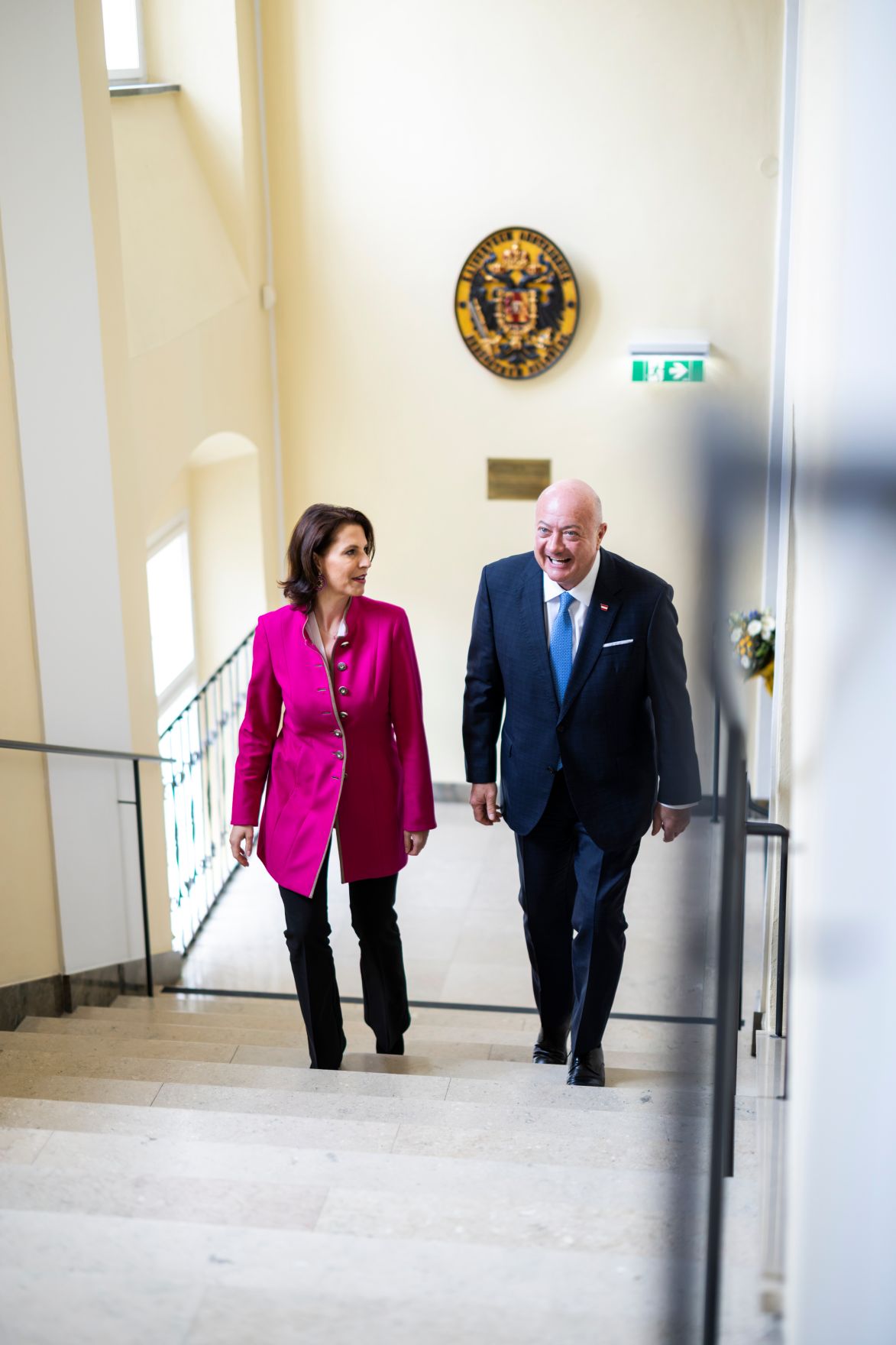 Am 12. M&auml;rz 2026 traf Bundeskanzler Christian Stocker (r.) im Rahmen seines Bundesl&auml;ndertages die Landeshauptfrau von Salzburg Karoline Edtstadler (l.).