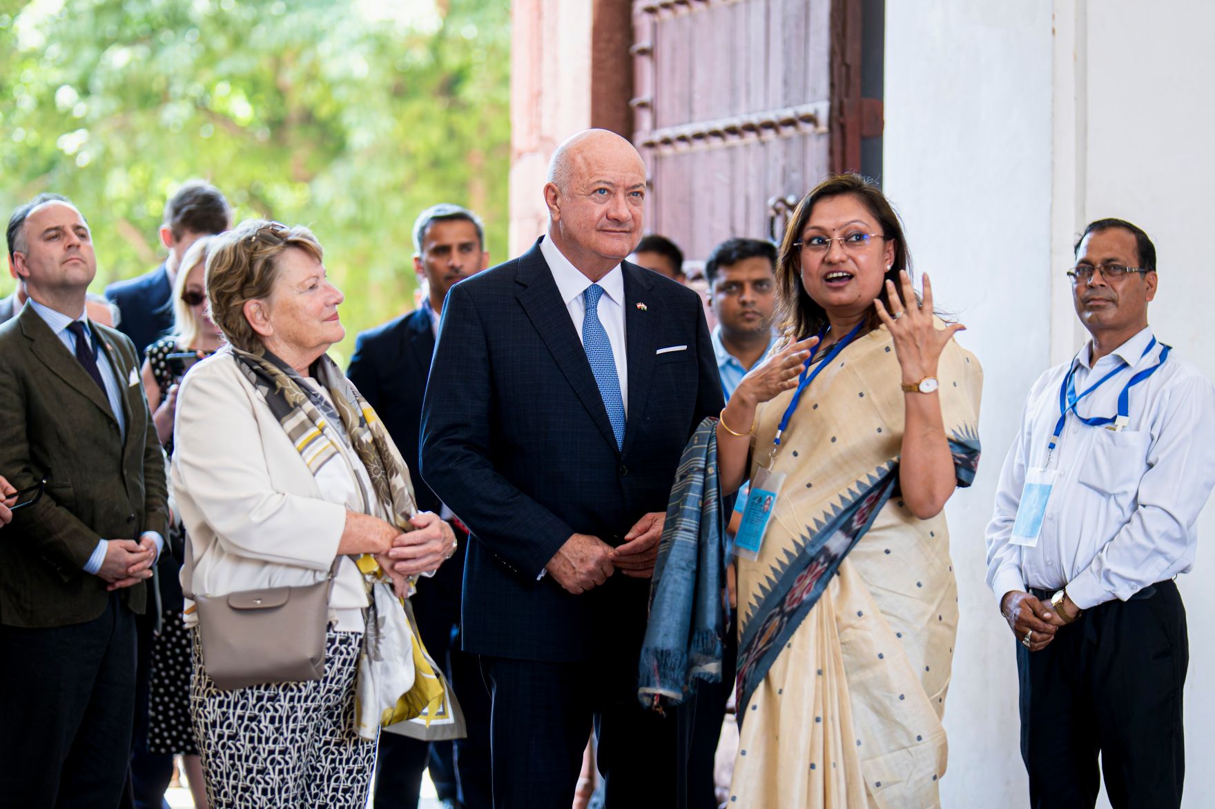 Am 15. April 2026 reiste Bundeskanzler Christian Stocker (4.v.r.) zu einem mehrt&auml;gigem Arbeitsbesuch nach Indien. Im Bild beim Besuch des Humayun-Mausoleum.