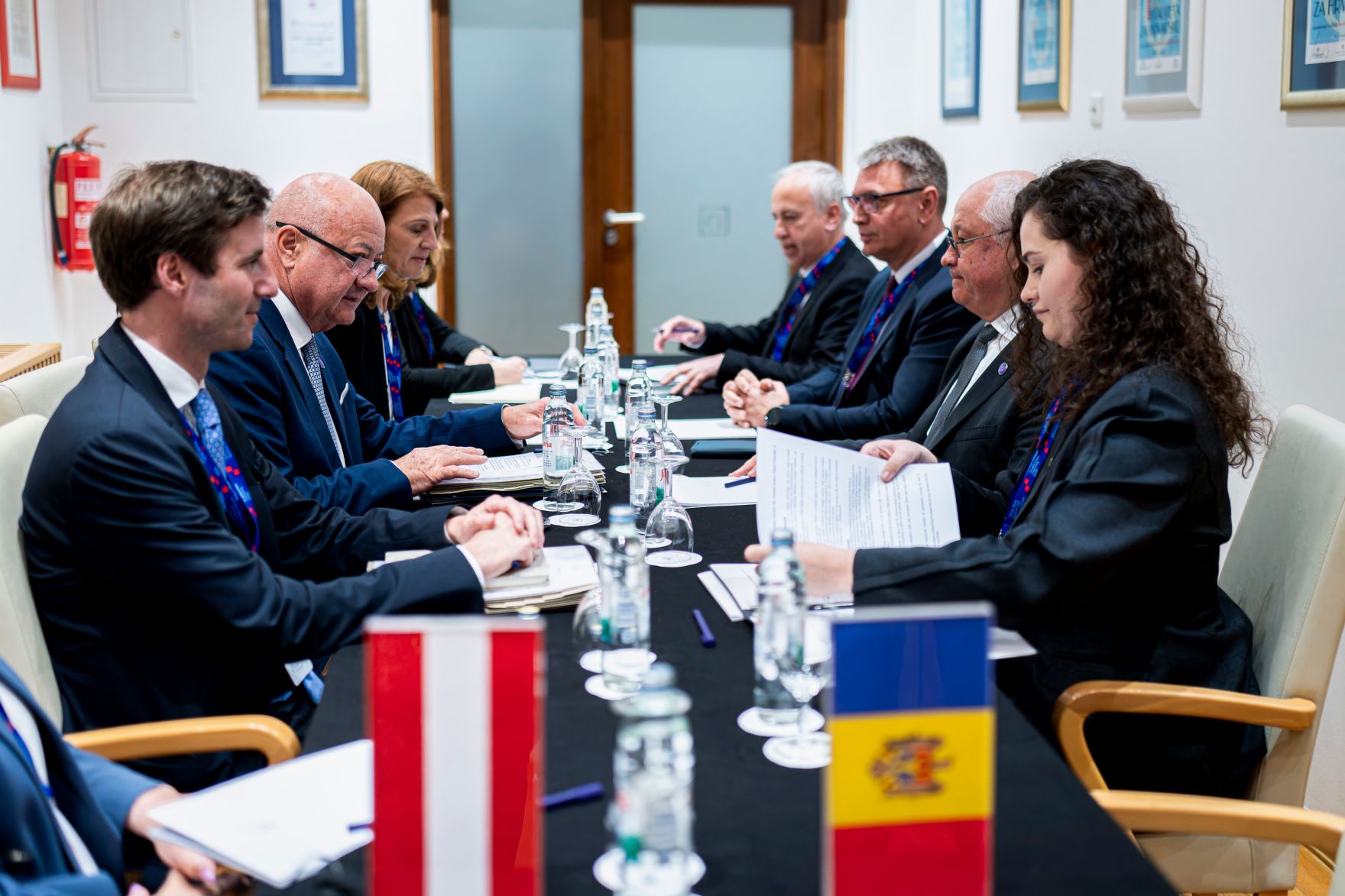 Am 28. April 2026 reiste Bundeskanzler Christian Stocker (2.v.l.) zu einem Arbeitsbesuch nach Dubrovnik. Im Bild bei einem Arbeitsgespr&auml;ch mit dem Ministerpr&auml;sident der Republik Moldau, Alexandru Munteanu (2.v.r.).