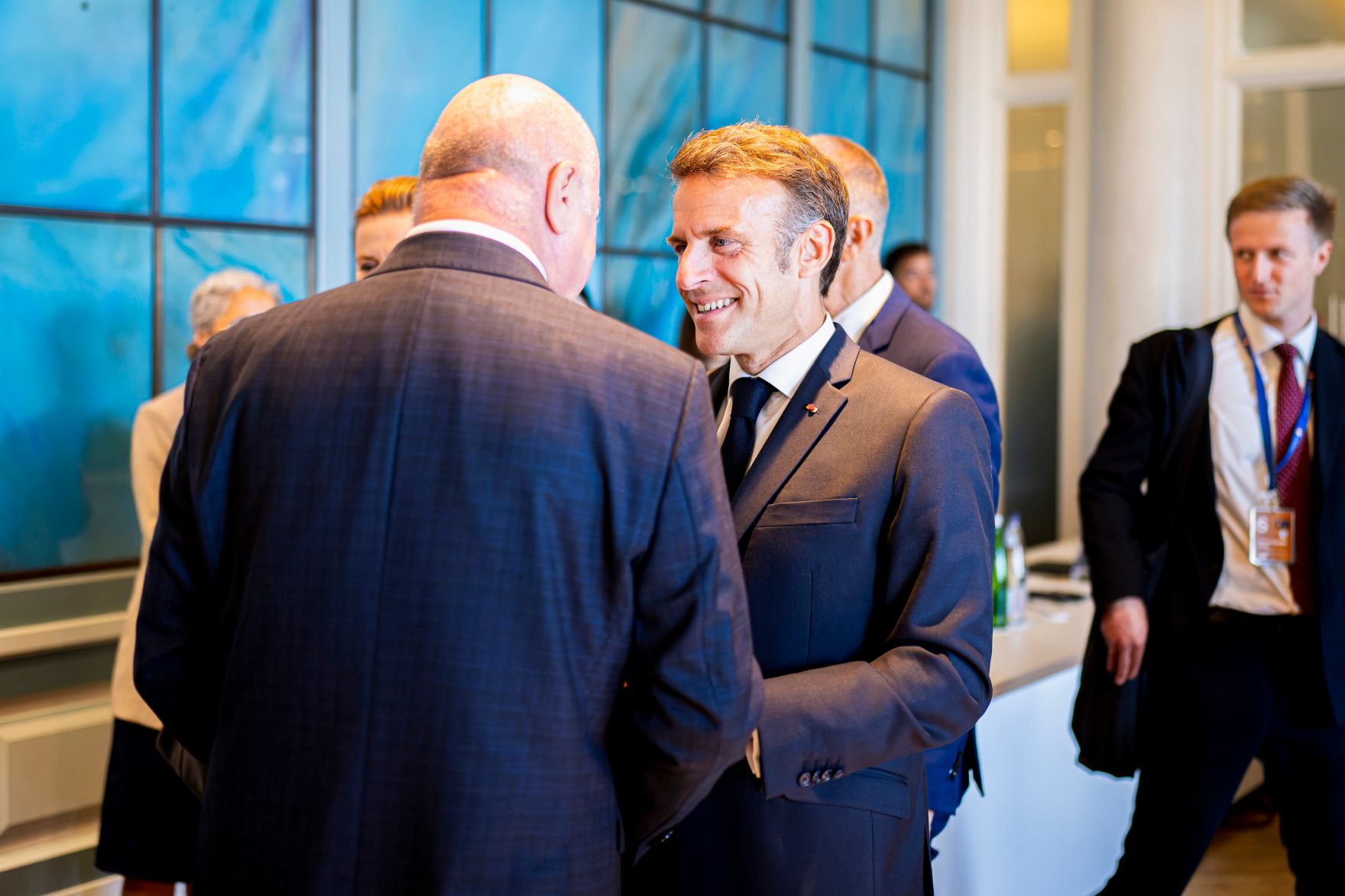 Am 5. Juni 2026 reiste Bundeskanzler Christian Stocker (m.l.) anl&auml;sslich des EU-Westbalkan-Gipfels nach Tivat, in Montenegro. Im Bild mit dem Staatspr&auml;sidenten von Frankreich Emmanuel Macron (m.r.).