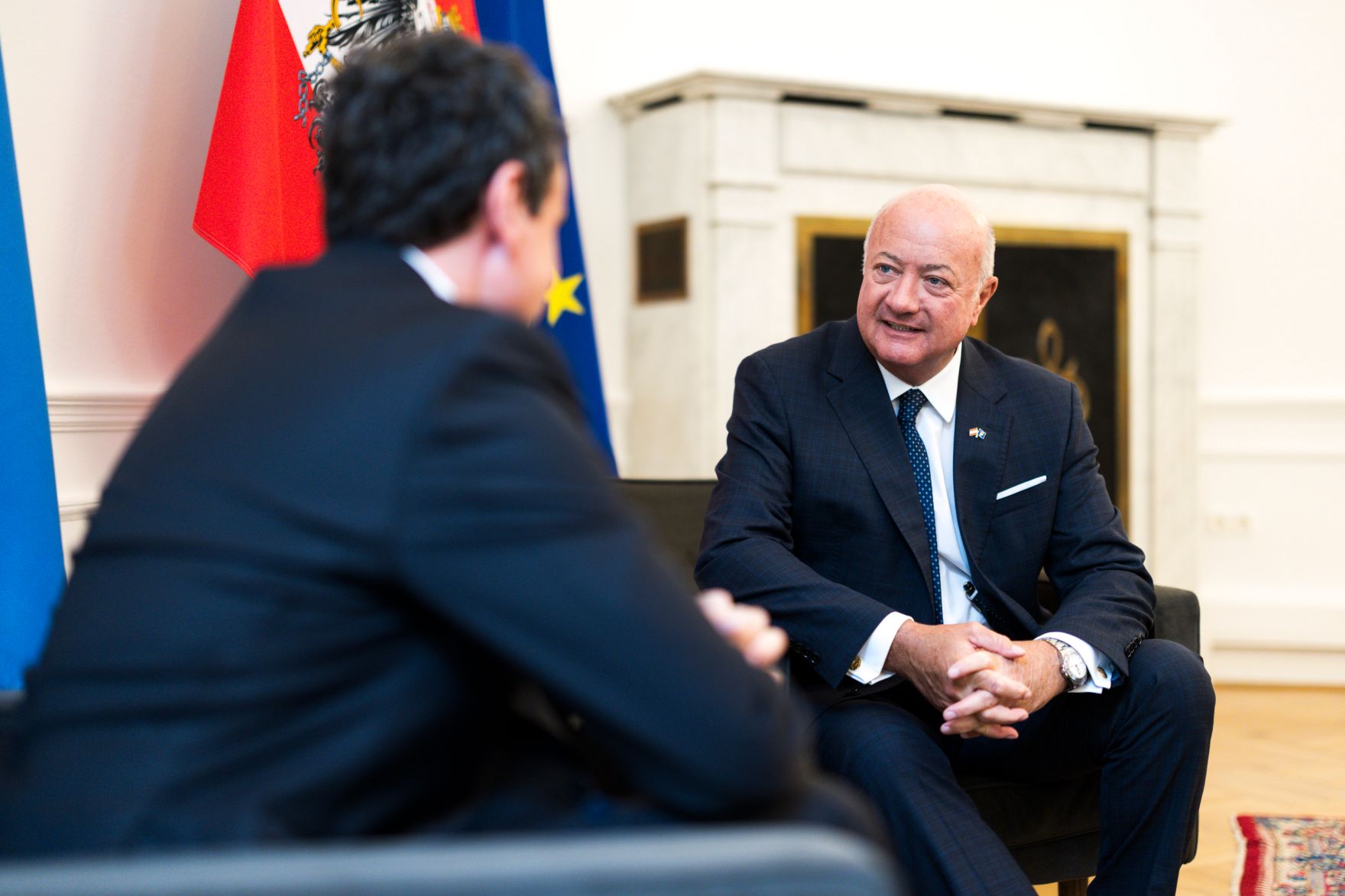Am 9. Juni 2026 empfing Bundeskanzler Christian Stocker (r.) den kosovarischen Premierminister Albin Kurti (l.) zu einem Gespr&auml;ch