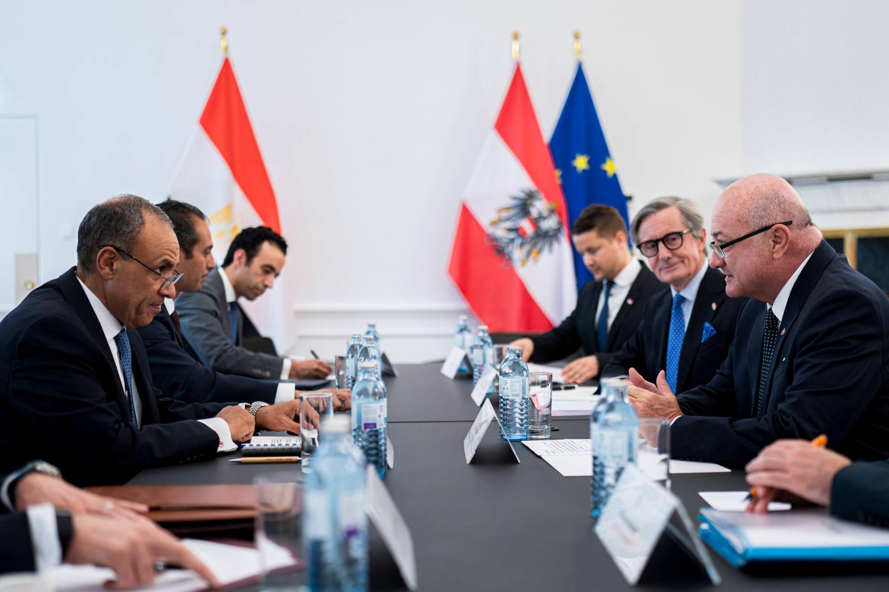 Am 15. Juli 2026 empfing Bundeskanzler Christian Stocker (r.) den Au&szlig;enminister der Arabischen Republik &Auml;gypten, Badr Abdelatty (l.) zu einem Arbeitsgespr&auml;ch.