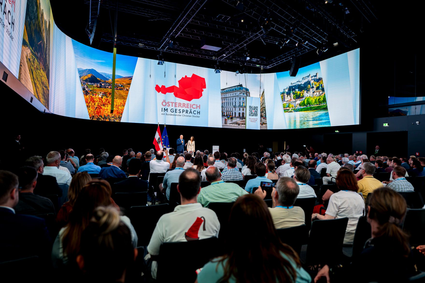 Am 16. Juli 2026 startete Bundeskanzler Christian Stocker seine Sommertour "&Ouml;sterreich im Gespr&auml;ch" im Haus der Digitalisierung in Tulln.
