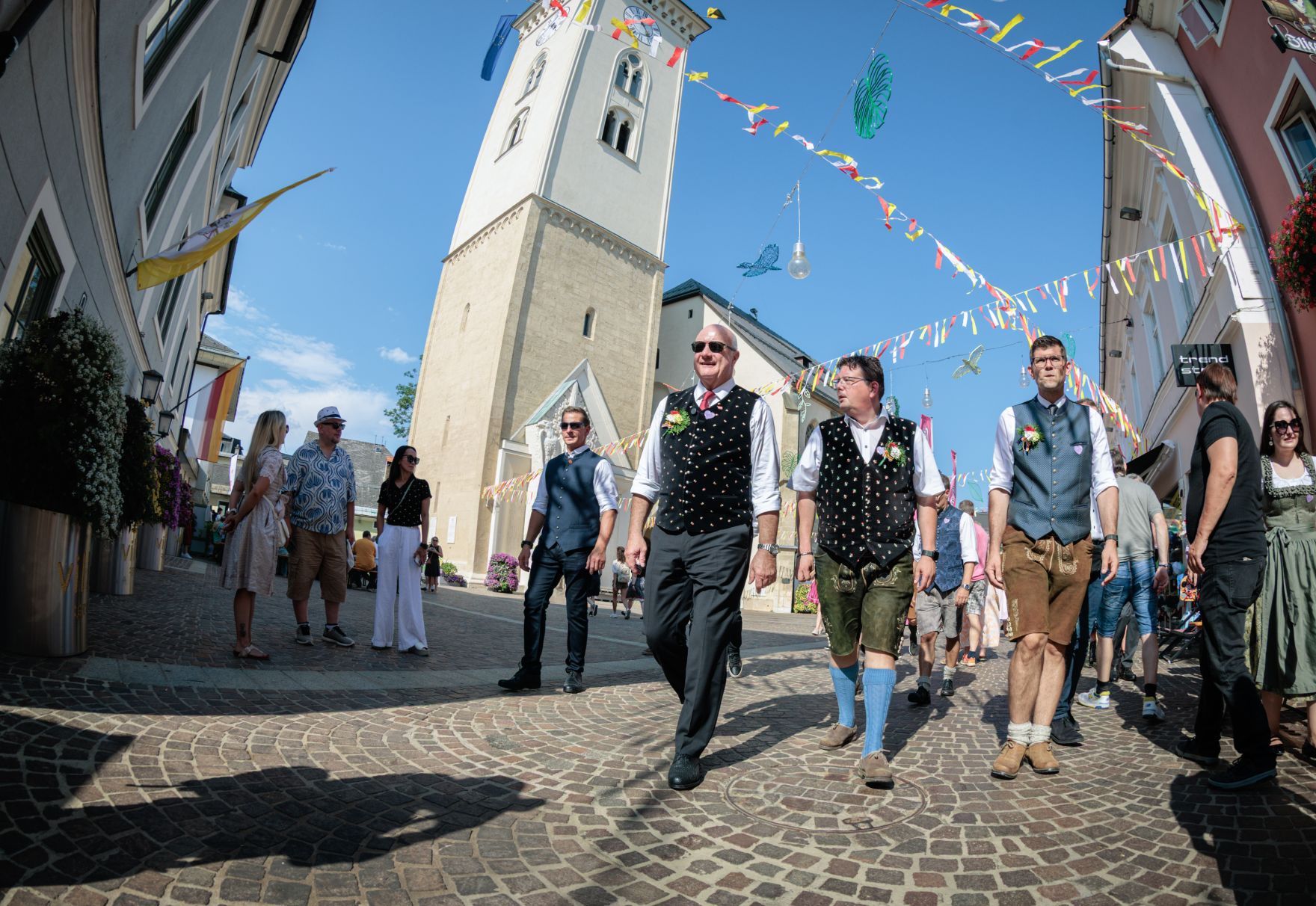 Am 30. Juli 2026 besuchte Bundeskanzler Christian Stocker (m.) im Rahmen seines Bundesl&auml;ndertages in K&auml;rnten den Villacher Kirchtag.