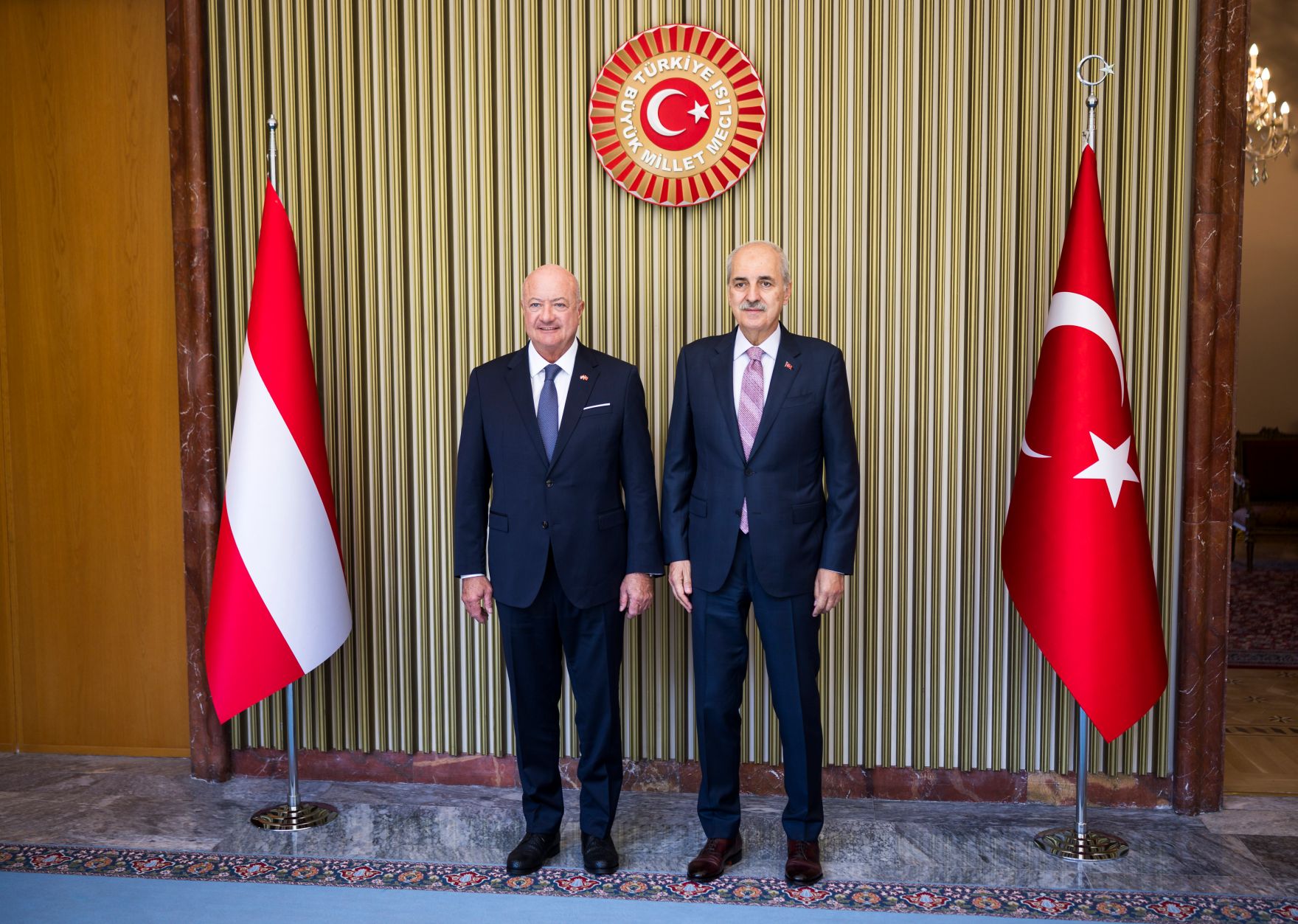 Am 10. August 2026 reiste Bundeskanzler Christian Stocker (l.) zu einem Arbeitsbesuch nach Ankara. Im Bild mit Numan Kurtulmuş (r.) dem Parlamentspr&auml;sidenten der Gro&szlig;en Nationalversammlung der T&uuml;rkei.