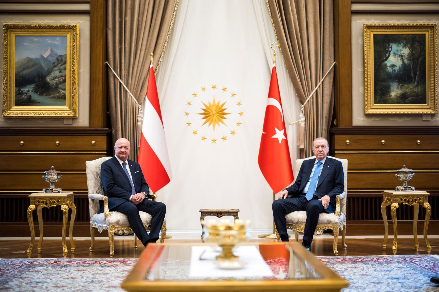 Am 10. August 2026 reiste Bundeskanzler Christian Stocker (l.) zu einem Arbeitsbesuch nach Ankara. Im Bild mit dem Pr&auml;sident der Republik T&uuml;rkei Recep Tayyip Erdoğan (r.).
