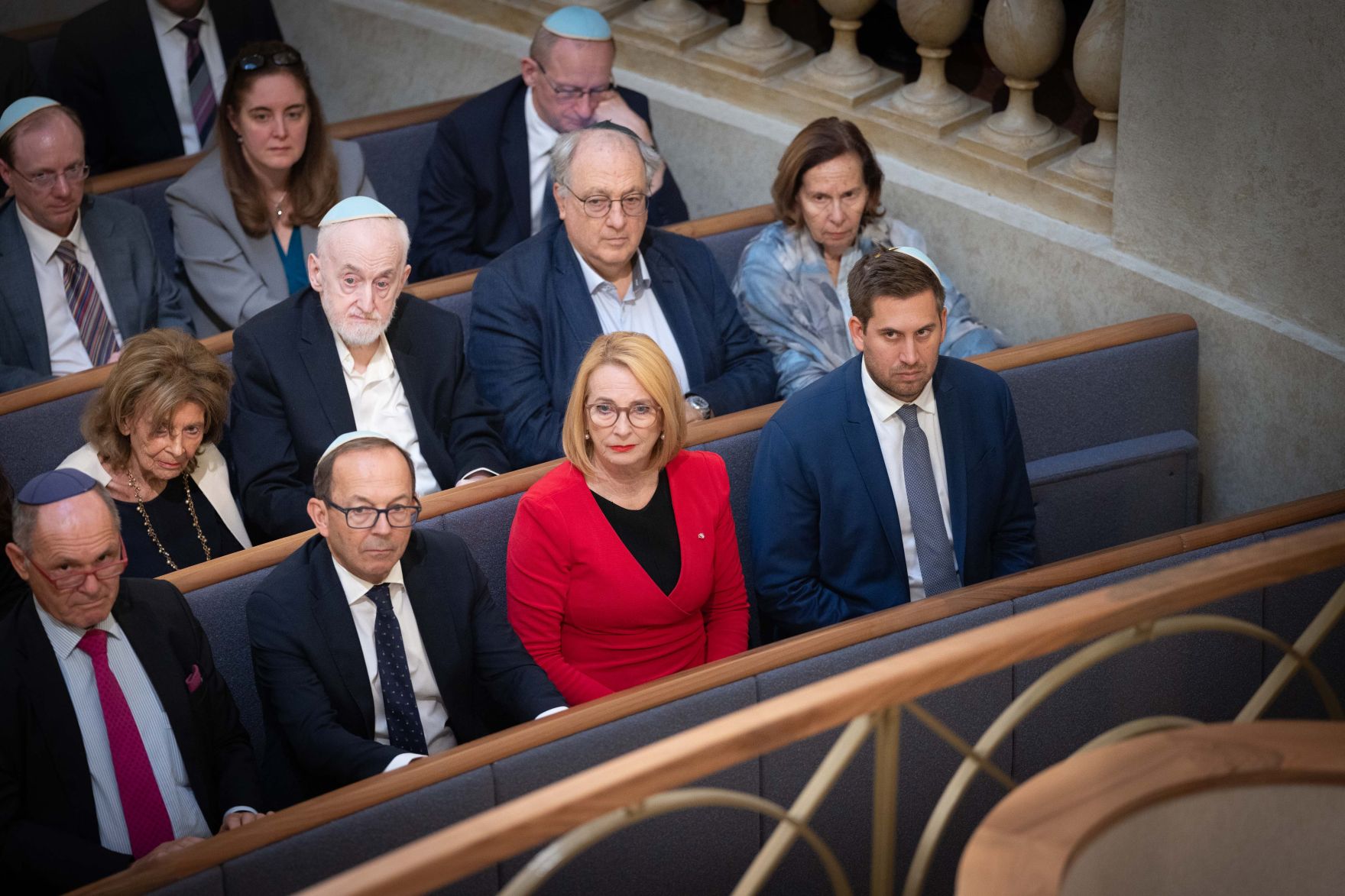 Am 16. September 2026 nahm Bundeskanzler Christian Stocker gemeinsam mit Staatssekret&auml;r Alexander Pr&ouml;ll (r.) am Festakt anl&auml;sslich der Wiederer&ouml;ffnung des Wiener Stadttempel teil.