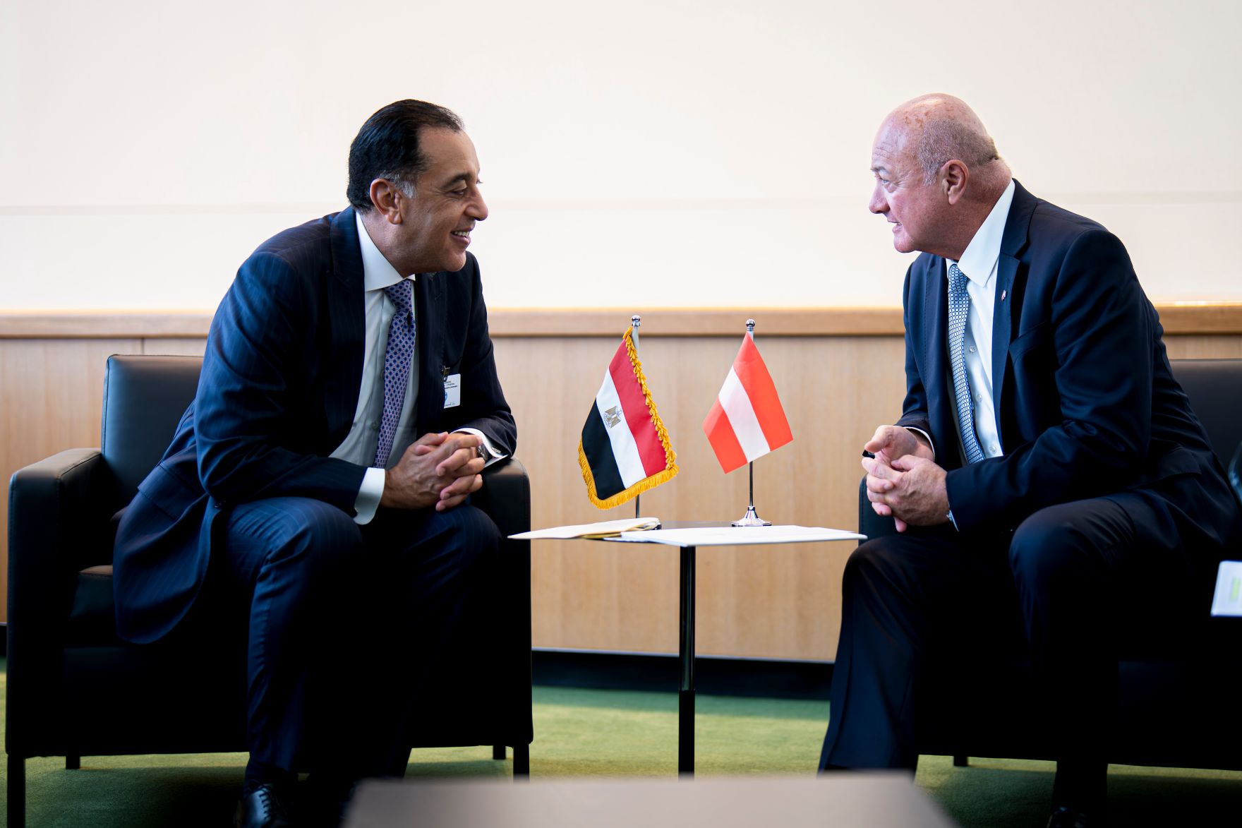 Am 21. September reiste Bundeskanzler Christian Stocker (r.) zu einem mehrt&auml;gigen Arbeitsbesuch nach New York. Im Bild mit dem Premierminister der Arabischen Republik &Auml;gypten, Mostafa Madbouly (l.).