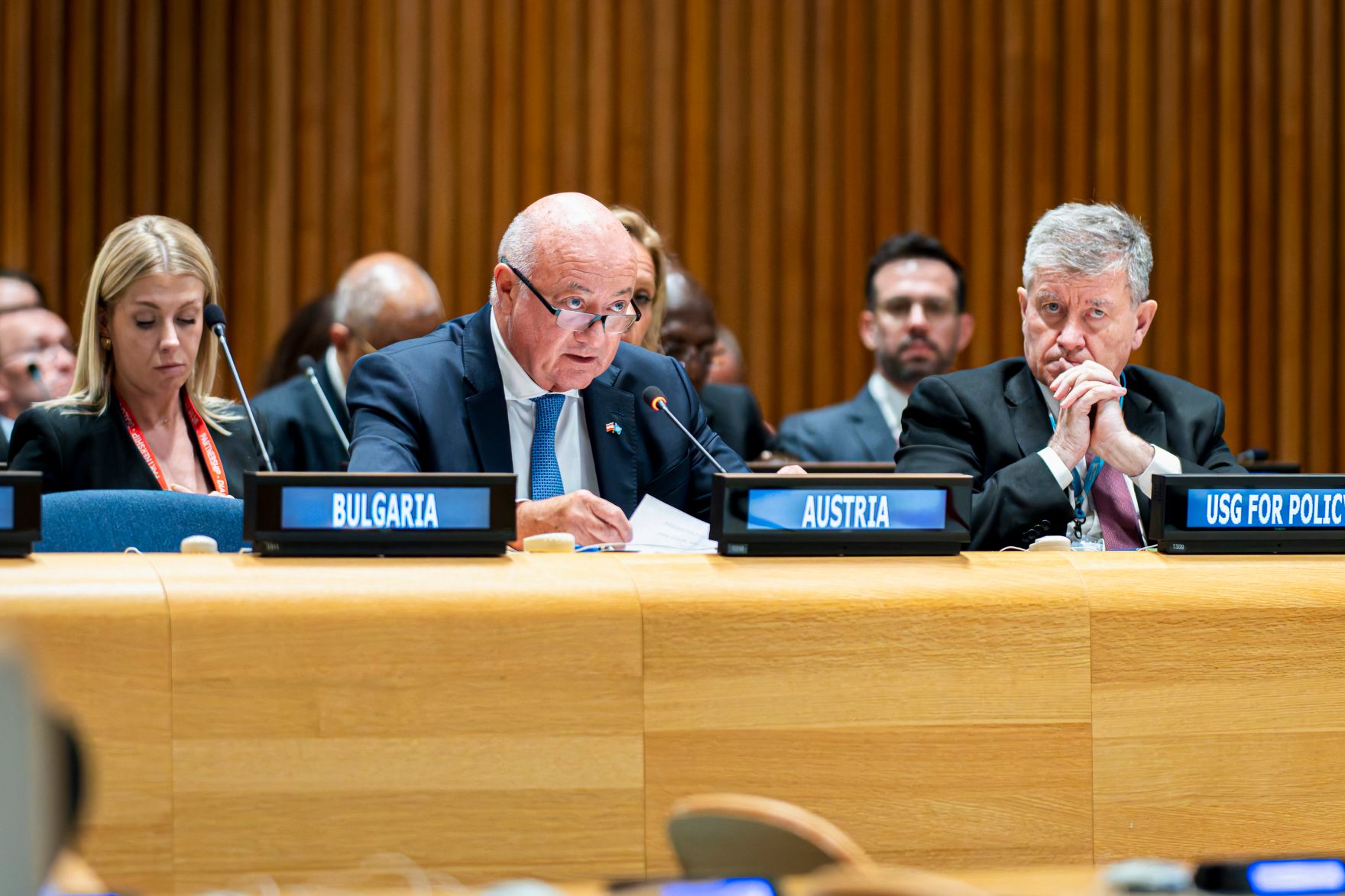 Am 21. September reiste Bundeskanzler Christian Stocker zu einem mehrt&auml;gigen Arbeitsbesuch nach New York. Im Bild beim Treffen der &bdquo;Partners for Multilateralism, International Law, Peace and Prosperity&ldquo;.