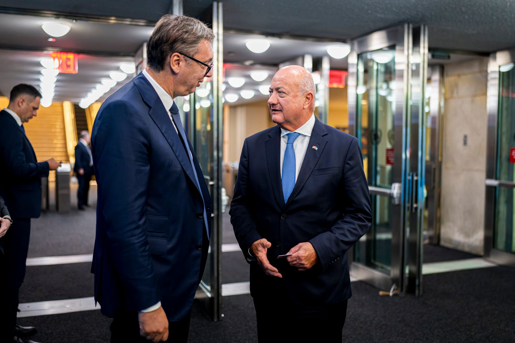 Am 21. September reiste Bundeskanzler Christian Stocker (r.) zu einem mehrt&auml;gigen Arbeitsbesuch nach New York. Im Bild mit dem serbischen Pr&auml;sidenten Aleksandar Vučić (l.).