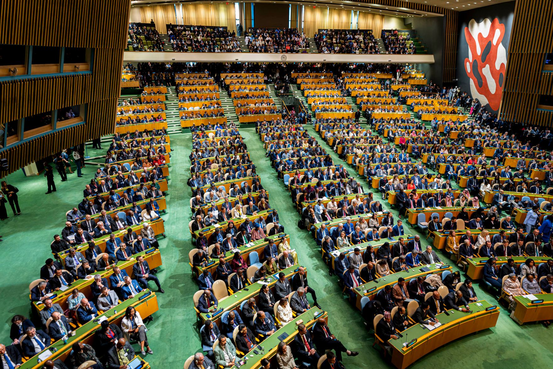 Am 22. September nahm Bundeskanzler Christian Stocker gemeinsam mit Bundespr&auml;sident Alexander van der Bellen und Bundesministerin Beate Meinl-Reisinger an der Er&ouml;ffnung der UNO Generalversammlung in New York teil.