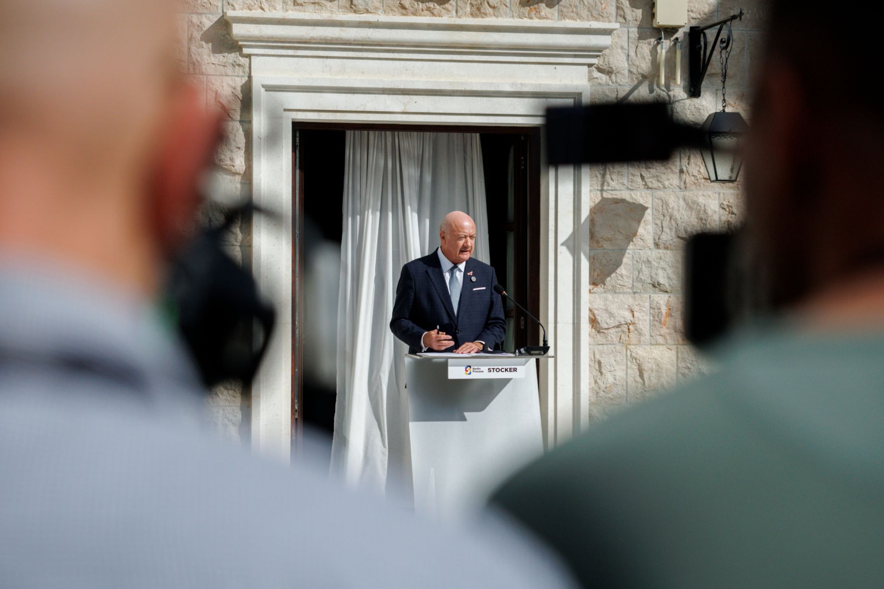 Am 22. Oktober 2026 reiste Bundeskanzler Christian Stocker (im Bild) zum Berlin Process Leaders' Summit nach Montenegro.