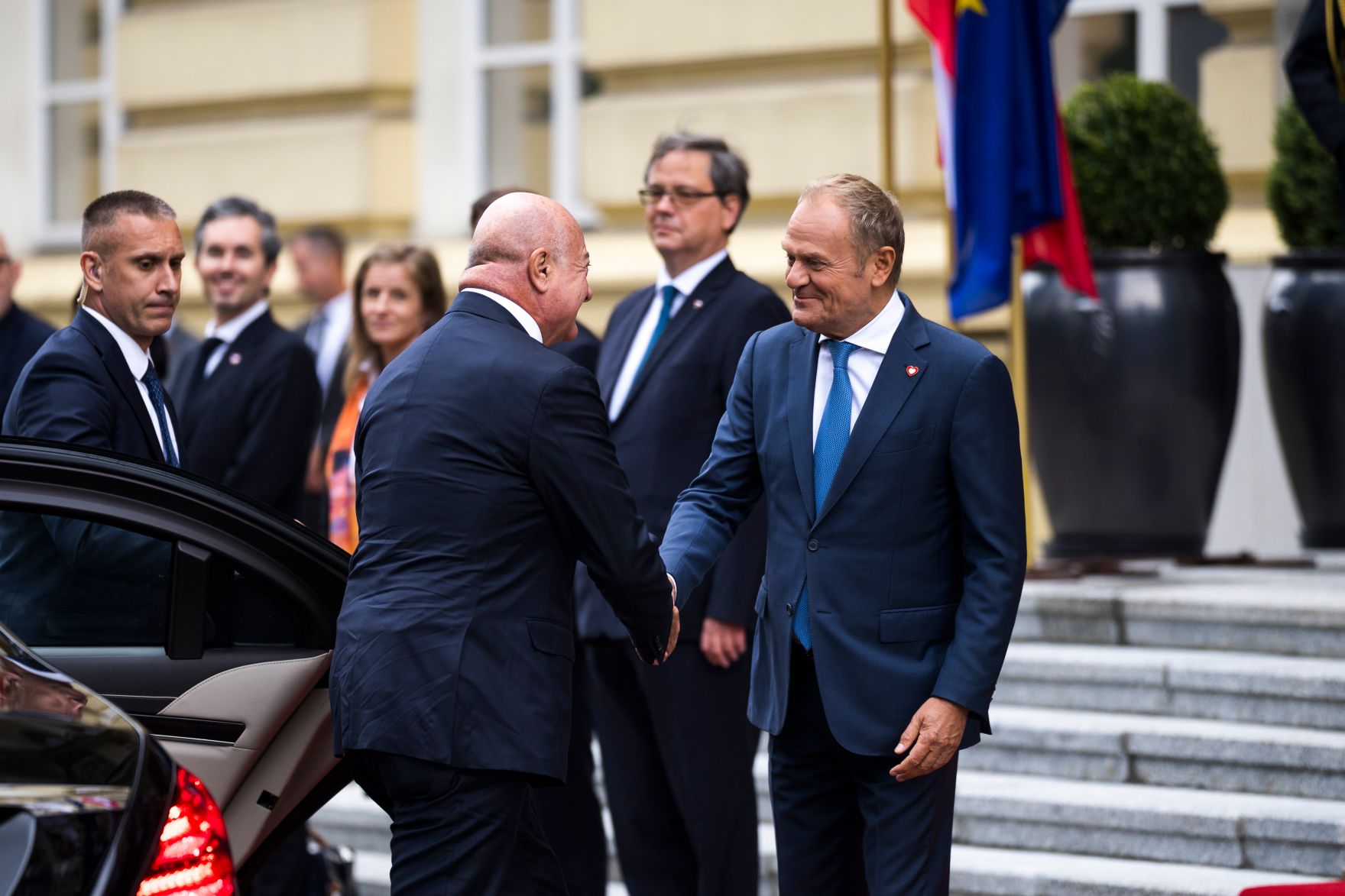 Am 17. September 2026 reiste Bundeskanzler Christian Stocker (m.l.) zu einem Arbeitsbesuch nach Warschau. Im Bild mit dem Premierminister von Polen Donald Tusk (r.).