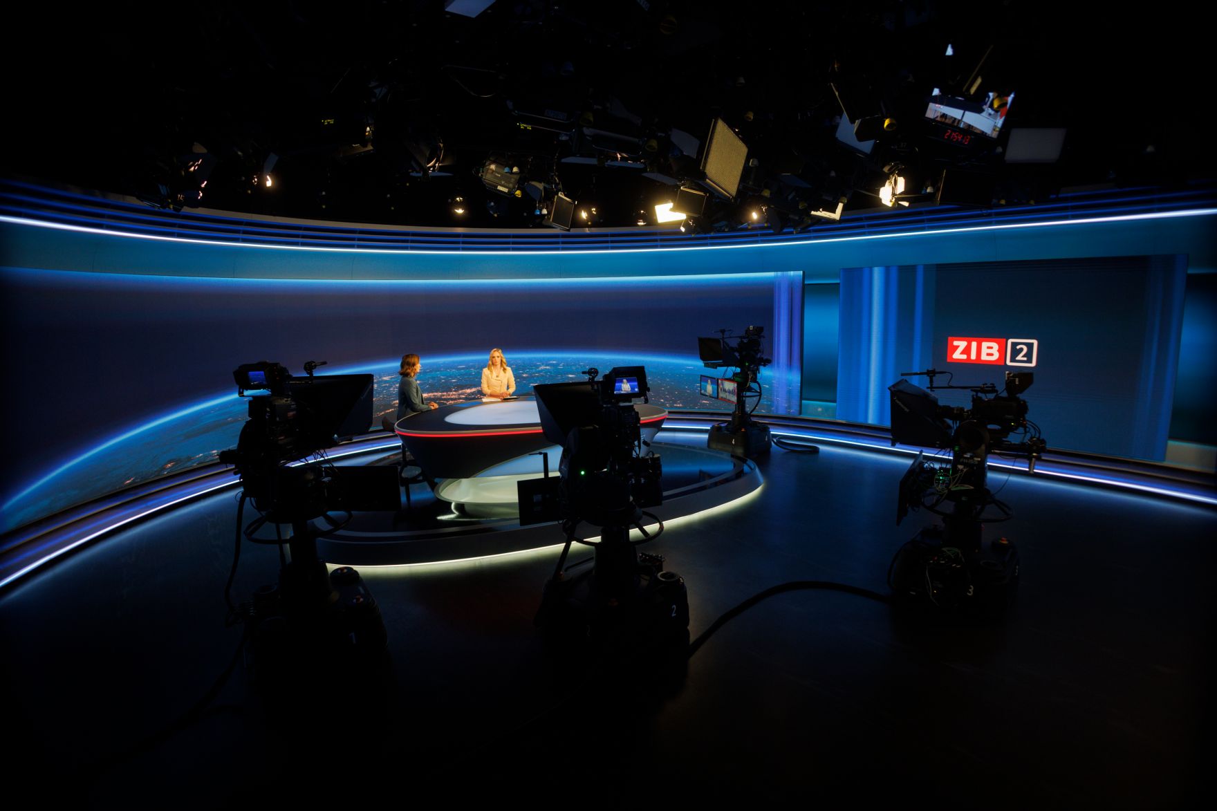 Am 23. M&auml;rz 2025 war Bundesministerin Claudia Plakolm zu Gast in der ZIB 2.