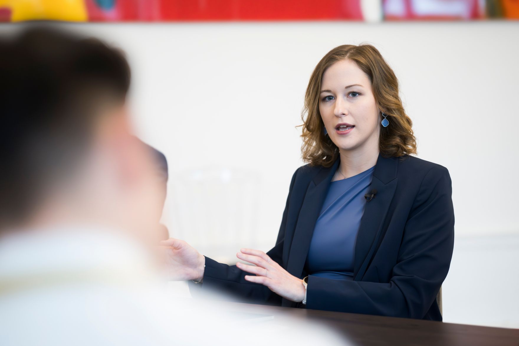 Am 25. April 2025 fand ein Pressegespr&auml;ch im Bundeskanzleramt mit Bundesministerin Claudia Plakolm (im Bild) statt.