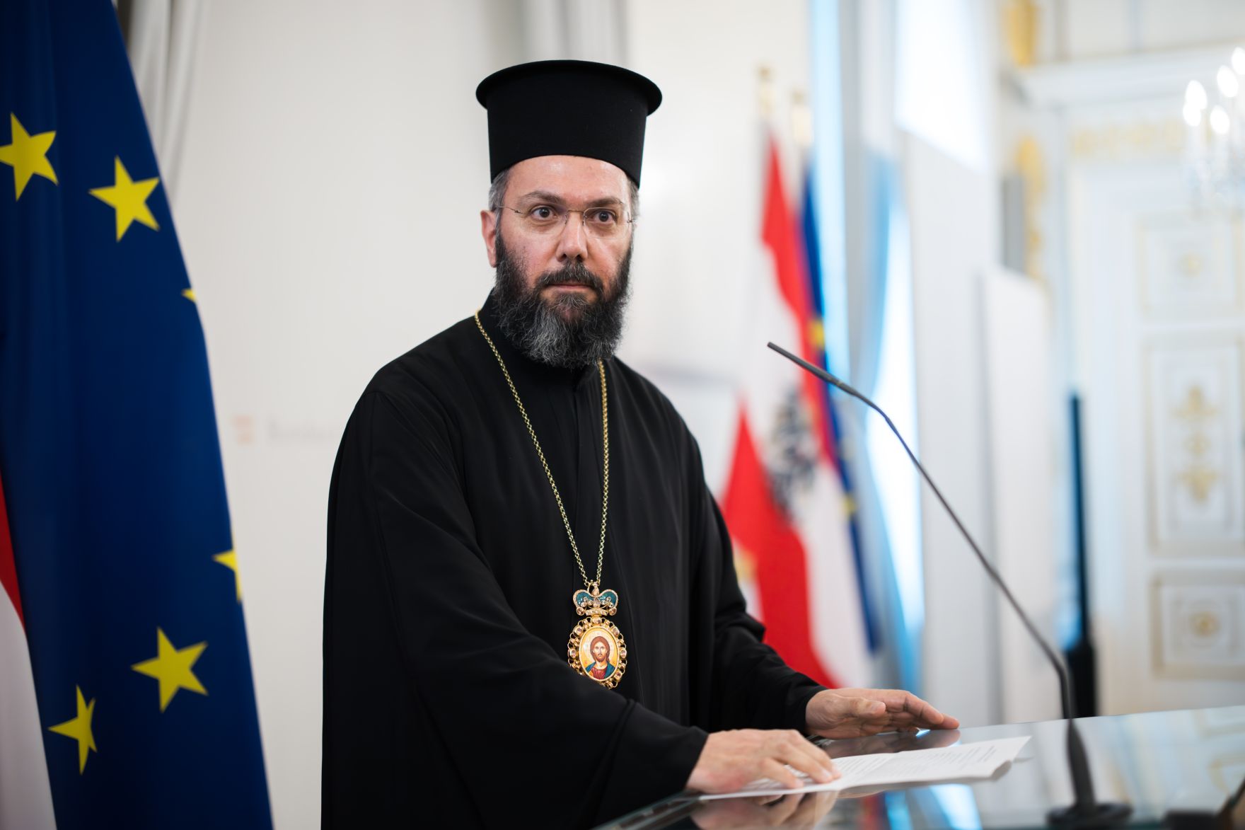 Am 6. Mai 2025 lud Bundesministerin Claudia Plakolm anl&auml;sslich des &bdquo;Empfang zur Osterzeit&ldquo; zahlreiche Vertreter der Kirchen und Religionsgesellschaften in &Ouml;sterreich, ins Bundeskanzleramt ein.