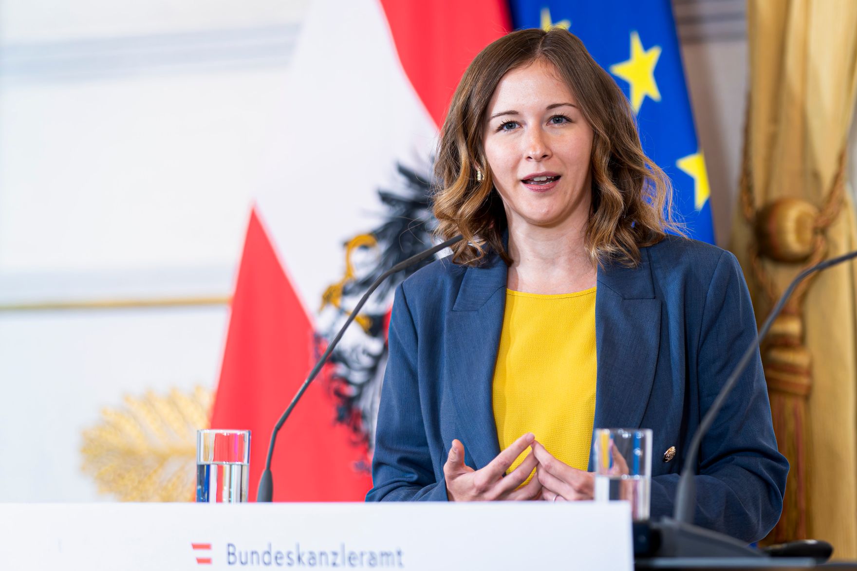 Am 25. August 2025 gab Bundesministerin Claudia Plakolm (im Bild) gemeinsam mit der Leiterin der Direktion Bev&ouml;lkerung der Statistik Austria, Regina Fuchs eine Pressekonferenz zum Thema Elementarp&auml;dagogik.