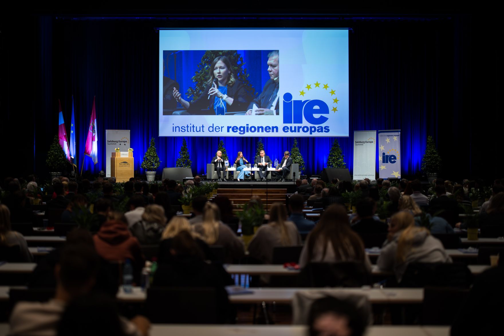Am 29. September 2025 nahm Bundesministerin Claudia Plakolm (im Bild) im Rahmen ihres Bundesl&auml;ndertages in Salzburg am 21. Europe Summit &bdquo;Europa und Hoffnung&ldquo; teil.
