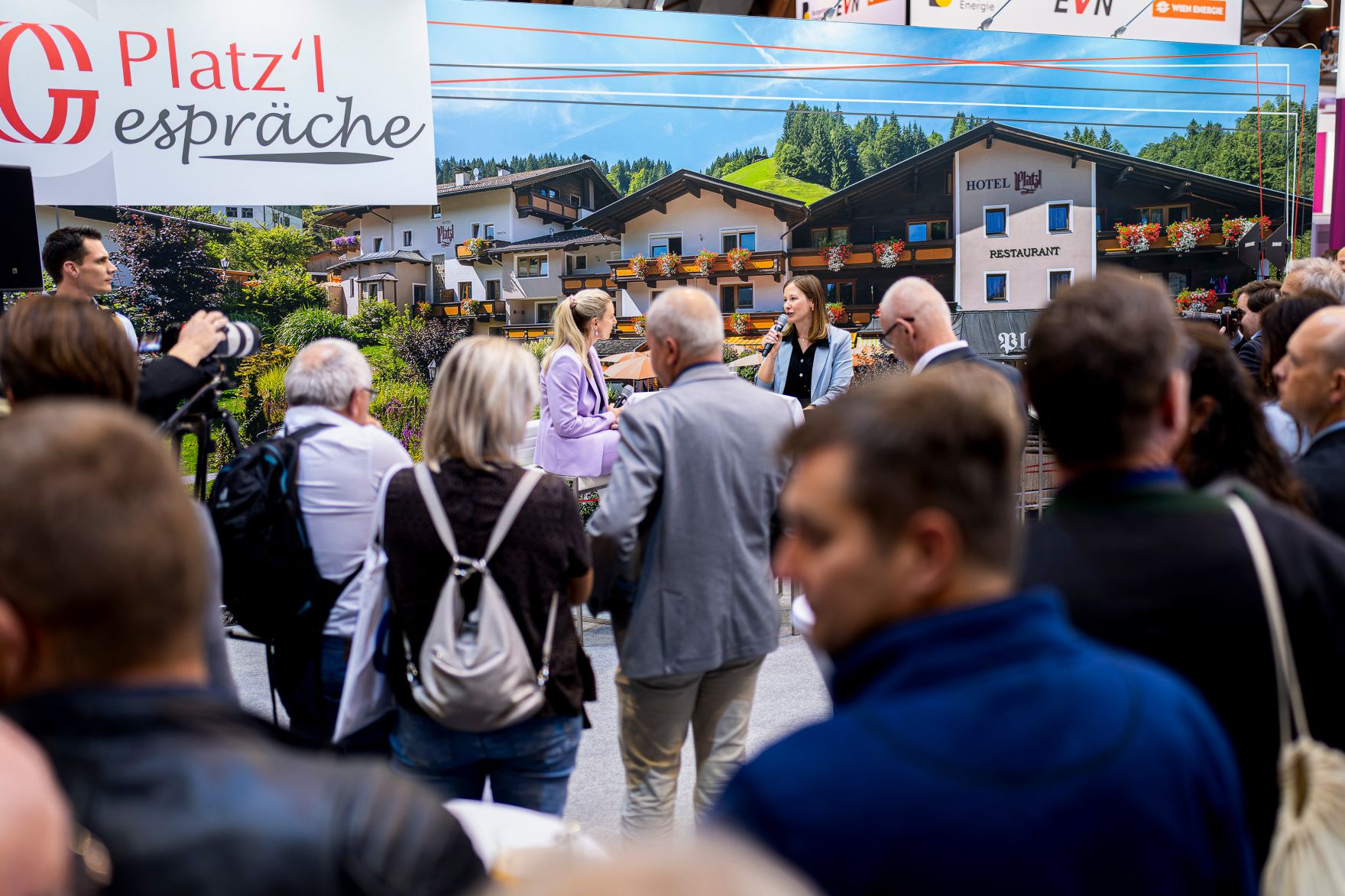 Am 25. August 2025 besuchte Bundesministerin Claudia Plakolm im Rahmen ihres Bundesl&auml;ndertages die K&auml;rntner Messen in Klagenfurt.