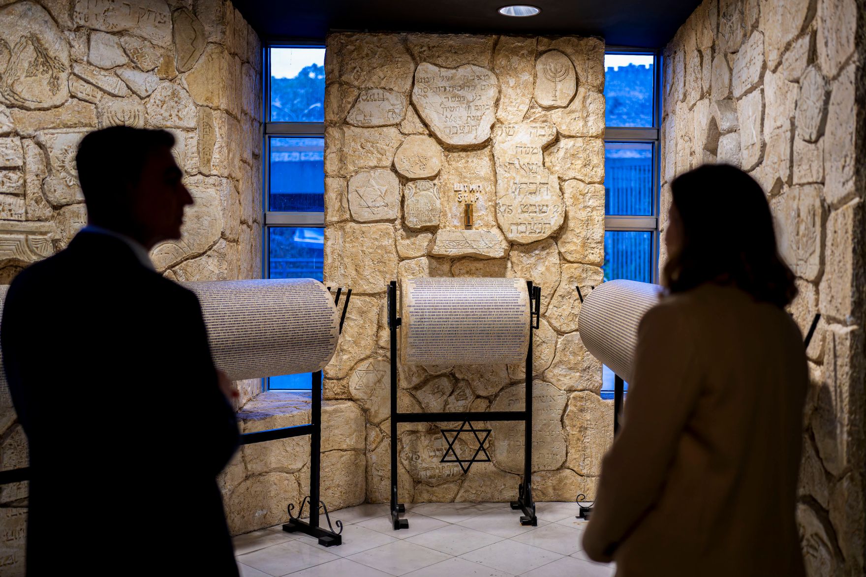 Am 5. Oktober 2025 reiste Bundesminister Claudia Plakolm (r.) im Rahmen ihrer Westbalkantour nach Skopje.