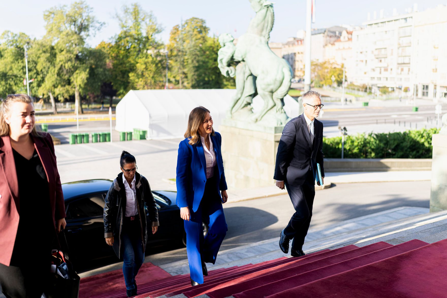 Am 9. Oktober 2025 setzte Bundesminister Claudia Plakolm (m.) ihre Westbalkantour fort.