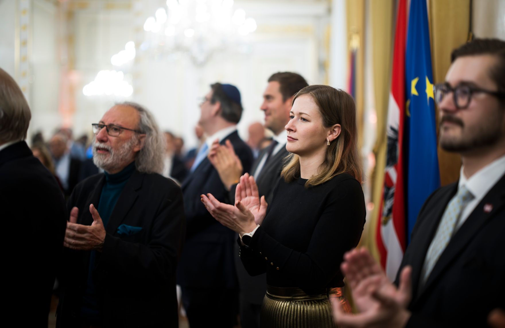 Am 22. Oktober 2025 gab Bundesministerin Claudia Plakolm (im Bild) gemeinsam mit Staatssekret&auml;r Alexander Pr&ouml;ll einen Abendempfang zum j&uuml;dischen Neujahrstag &quot;Rosch ha-Schana&quot; im Bundeskanzleramt.