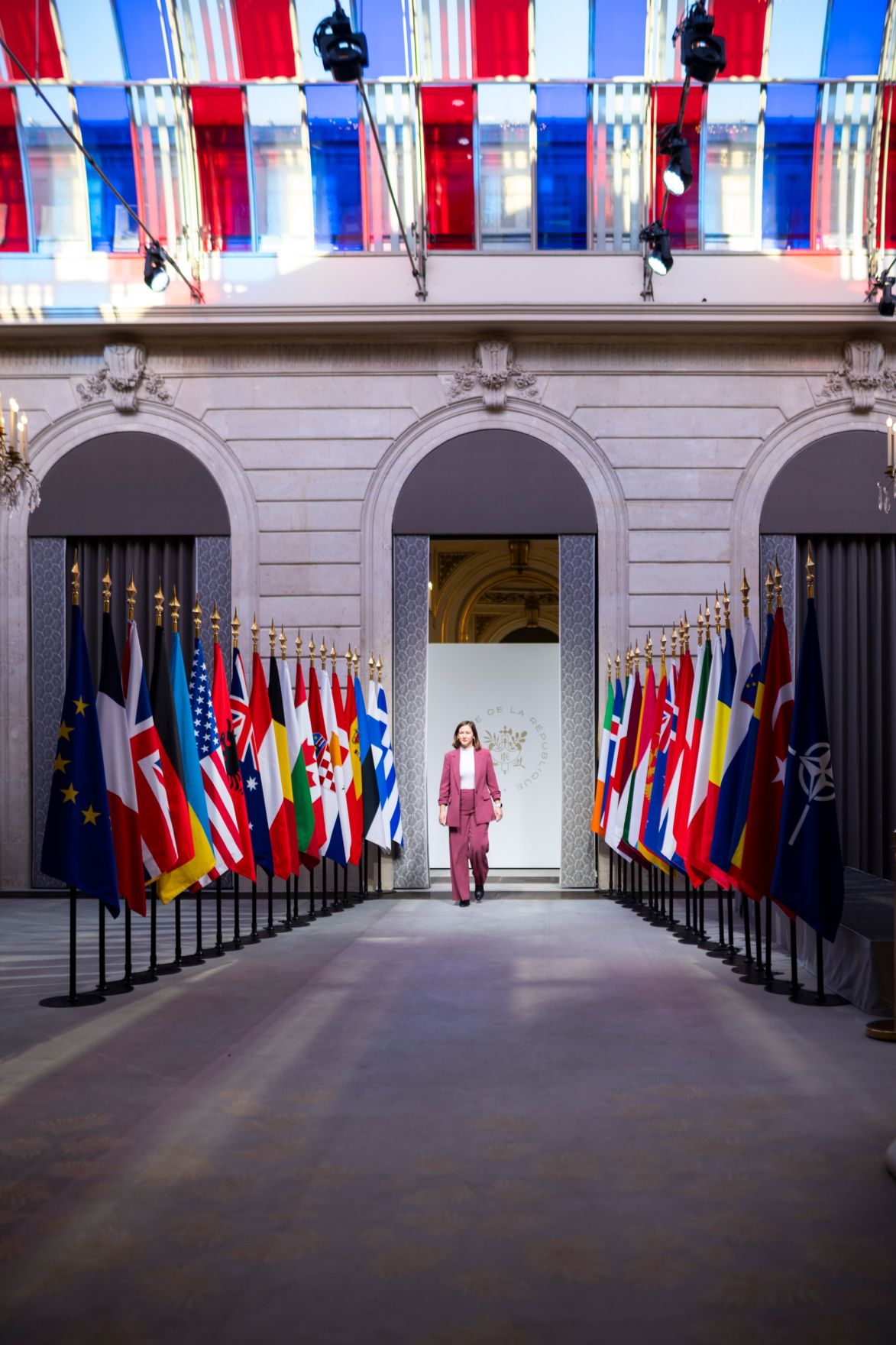 Am 6. J&auml;nner 2026 nahm Bundesministerin Claudia Plakolm (im Bild) am Treffen der Coalition of the Willing teil.