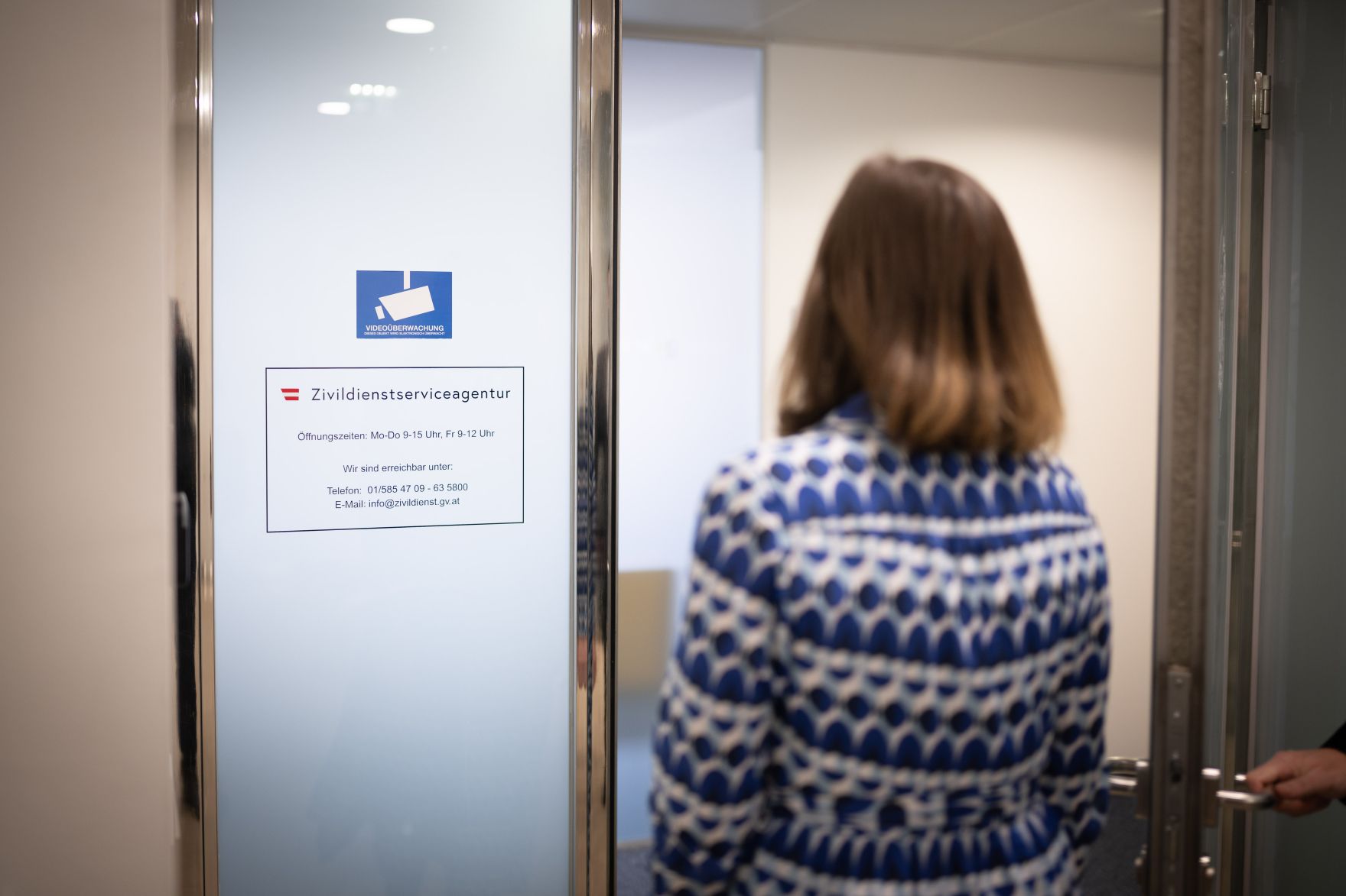 Am 11. Februar 2026 besuchte Bundesministerin Claudia Bauer (im Bild) die Zivildienstserviceagentur.