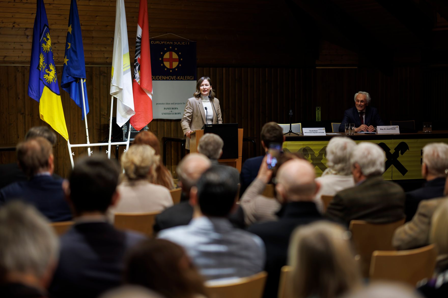 Am 19. Februar 2026 nahm Bundesministerin Claudia Bauer an der Veranstaltung "Europa gemeinsam Gestalten" in Klosterneuburg teil.