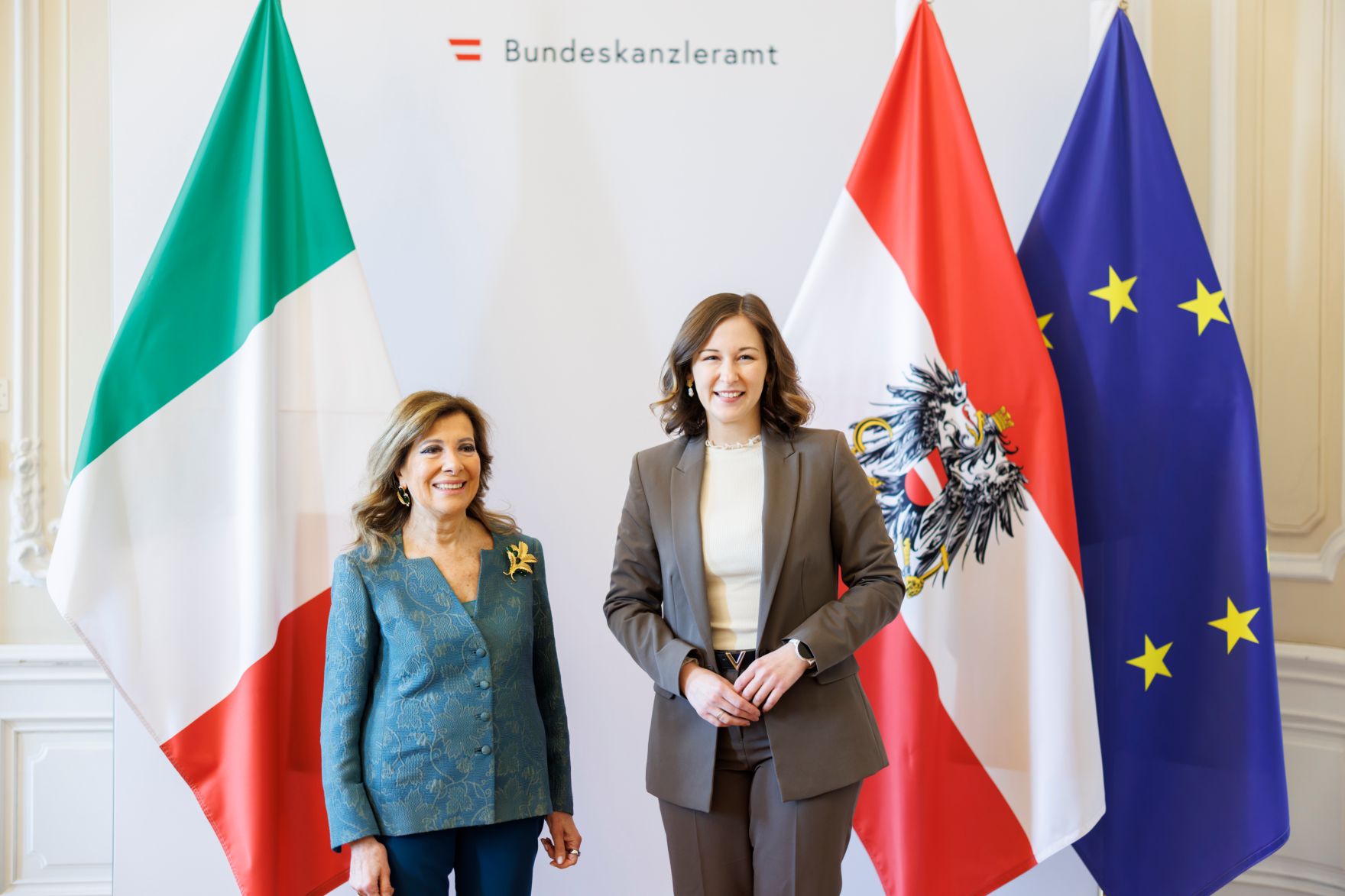Am 10. M&auml;rz 2026 empfing Bundesministerin Claudia Bauer (r.) Maria Elisabetta Alberti Casellati (l.), Ministerin f&uuml;r institutionelle Reformen und Vereinfachung der Rechtsvorschriften der Italienischen Republik, zu einem Arbeitsgespr&auml;ch im Bundeskanzleramt.