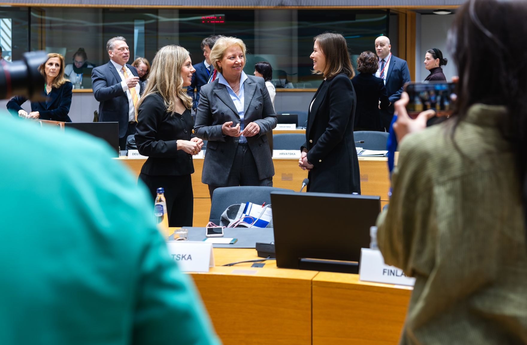 Am 17. M&auml;rz 2026 reiste Bundesministerin Claudia Bauer (r.) nach Br&uuml;ssel und nahm am Rat f&uuml;r &bdquo;Allgemeine Angelegenheiten&ldquo; der Europ&auml;ischen Union teil.
