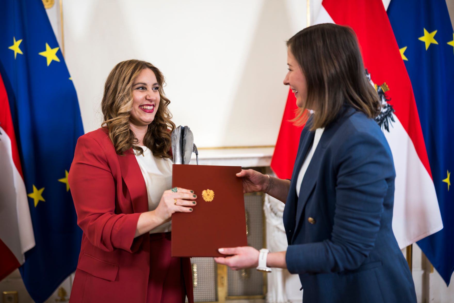 Am 23. M&auml;rz 2026 &uuml;berreichte Bundesministerin Claudia Bauer (r.) den &Ouml;sterreichischen Jugendpreis 2026.
