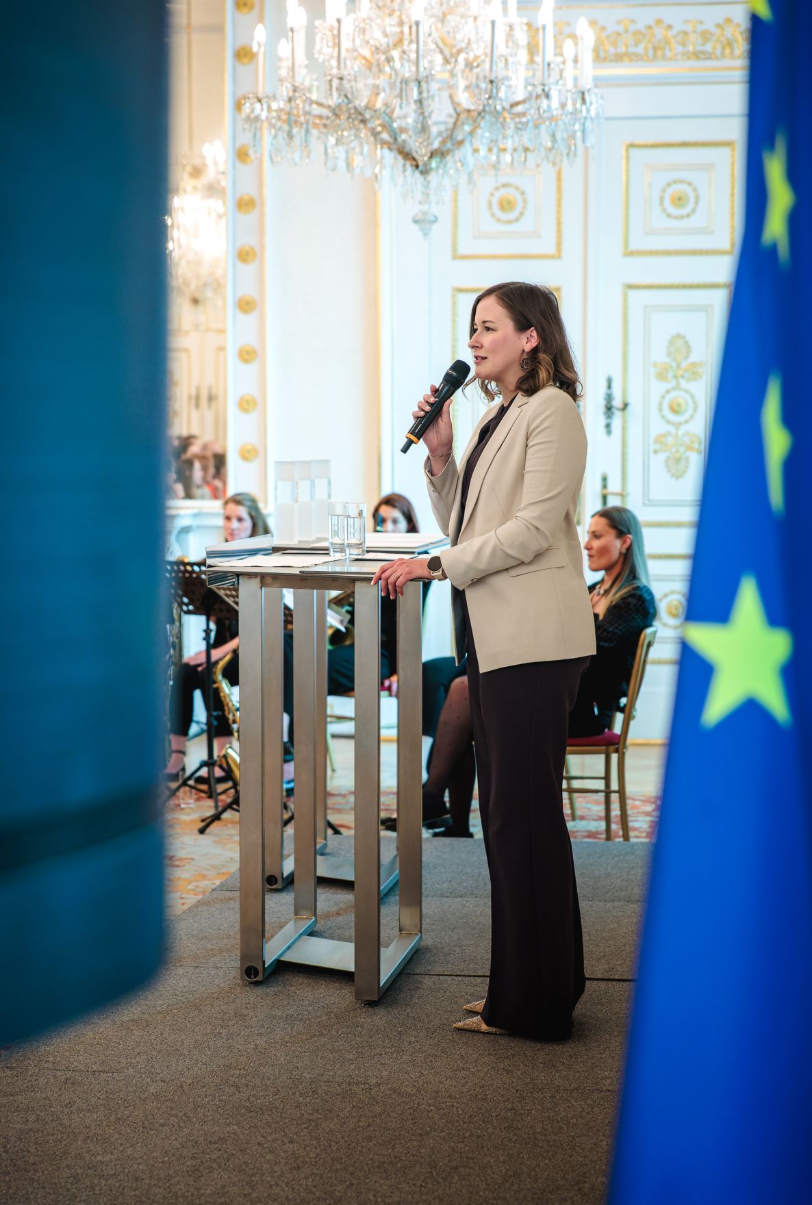Am 6. Mai 2026 &uuml;berreichte Bundesministerin Claudia Bauer (im Bild) den Europa-Staatspreis 2026 in verschiedenen Kategorien.