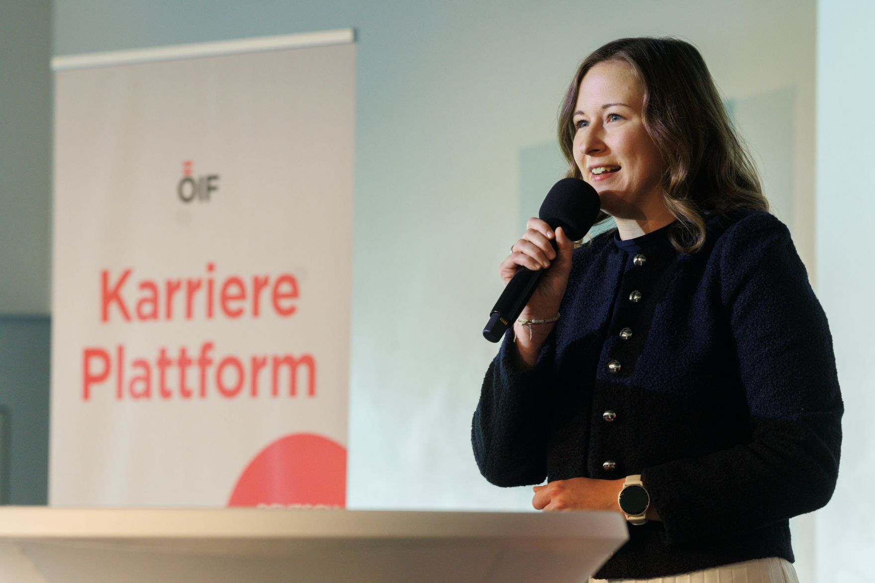 Am 22. Juni 2026 nahm Bundesministerin Claudia Bauer (im Bild) im Rahmen ihres Bundesl&auml;ndertages an der Karriereplattform des &Ouml;sterreichischer Integrationsfonds teil.
