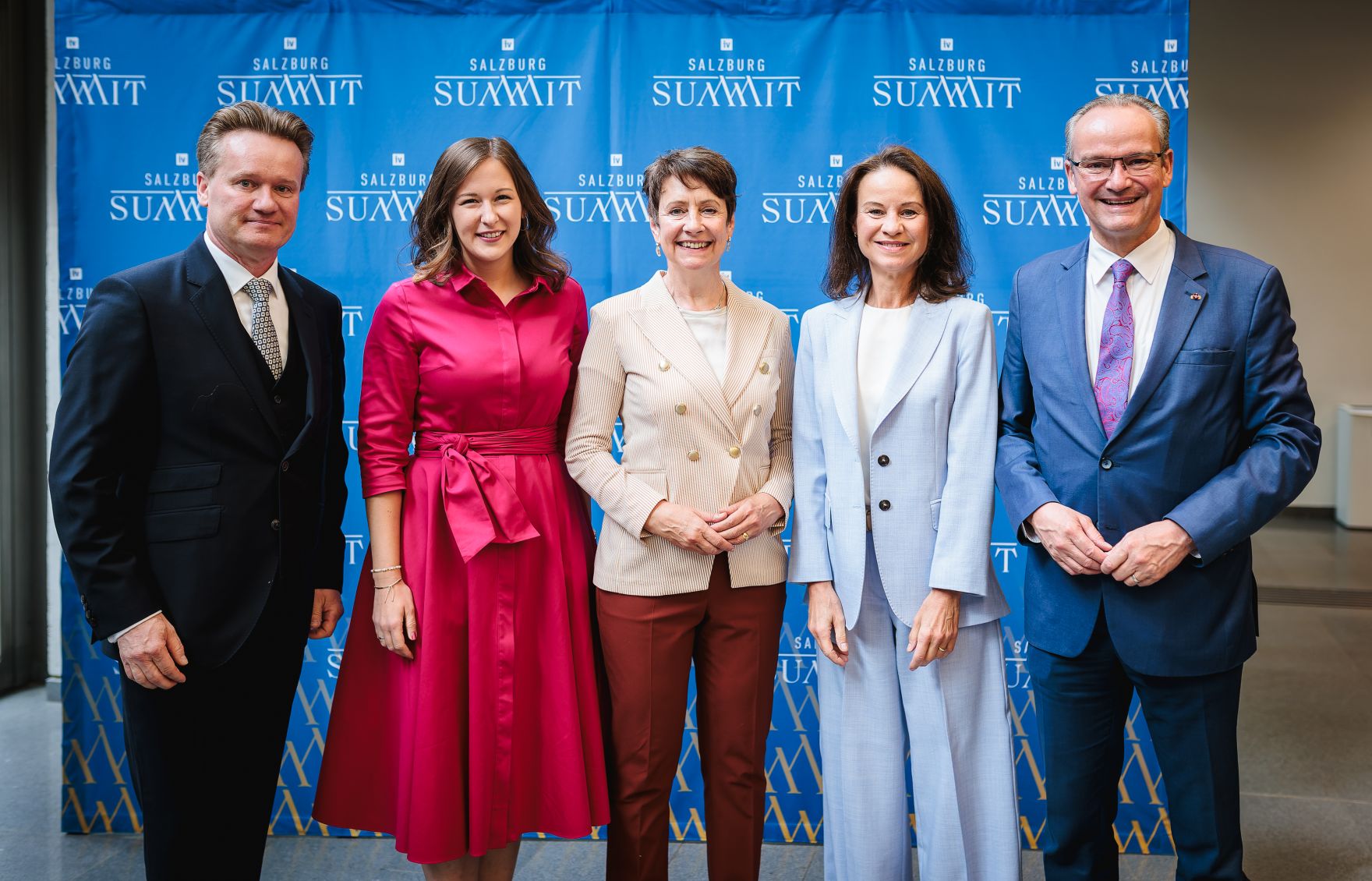 Am 23. Juli 2026 nahm Bundesministerin Claudia Bauer (2.v.l.) am Salzburg Summit teil.