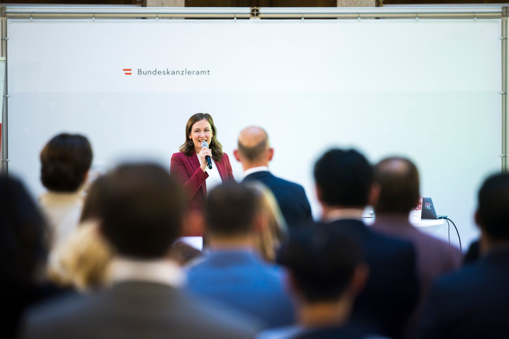 Am 7. Oktober 2026 nahm Bundesministerin Claudia Bauer an der Feier zum 15-j&auml;hrigen Bestehen von ZUSAMMEN:&Ouml;STERREICH teil.