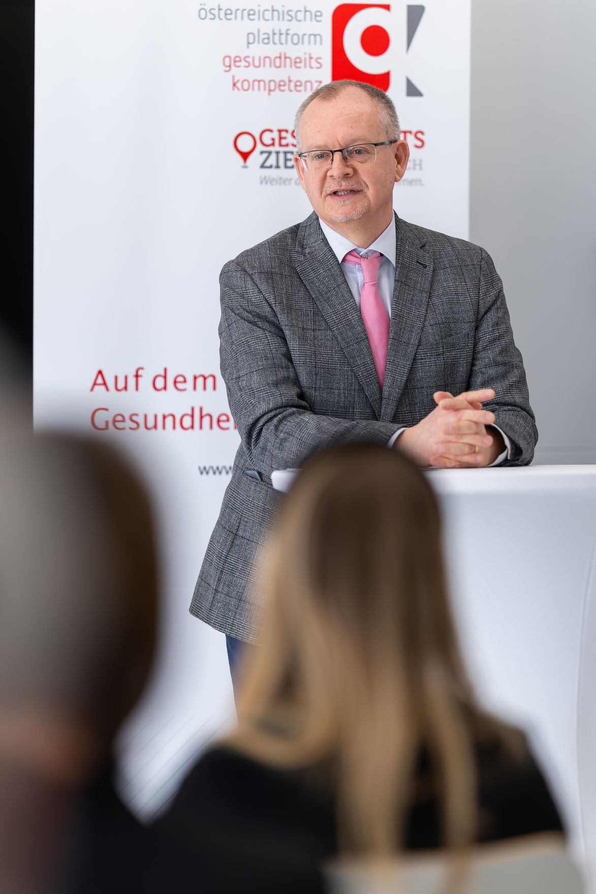 Am 4. Februar 2025 wurden Urkunden f&uuml;r die &bdquo;Gesundheitskompetente offene Jugendarbeit&ldquo; &uuml;ber die Sektion VI des Bundeskanzleramtes verliehen.