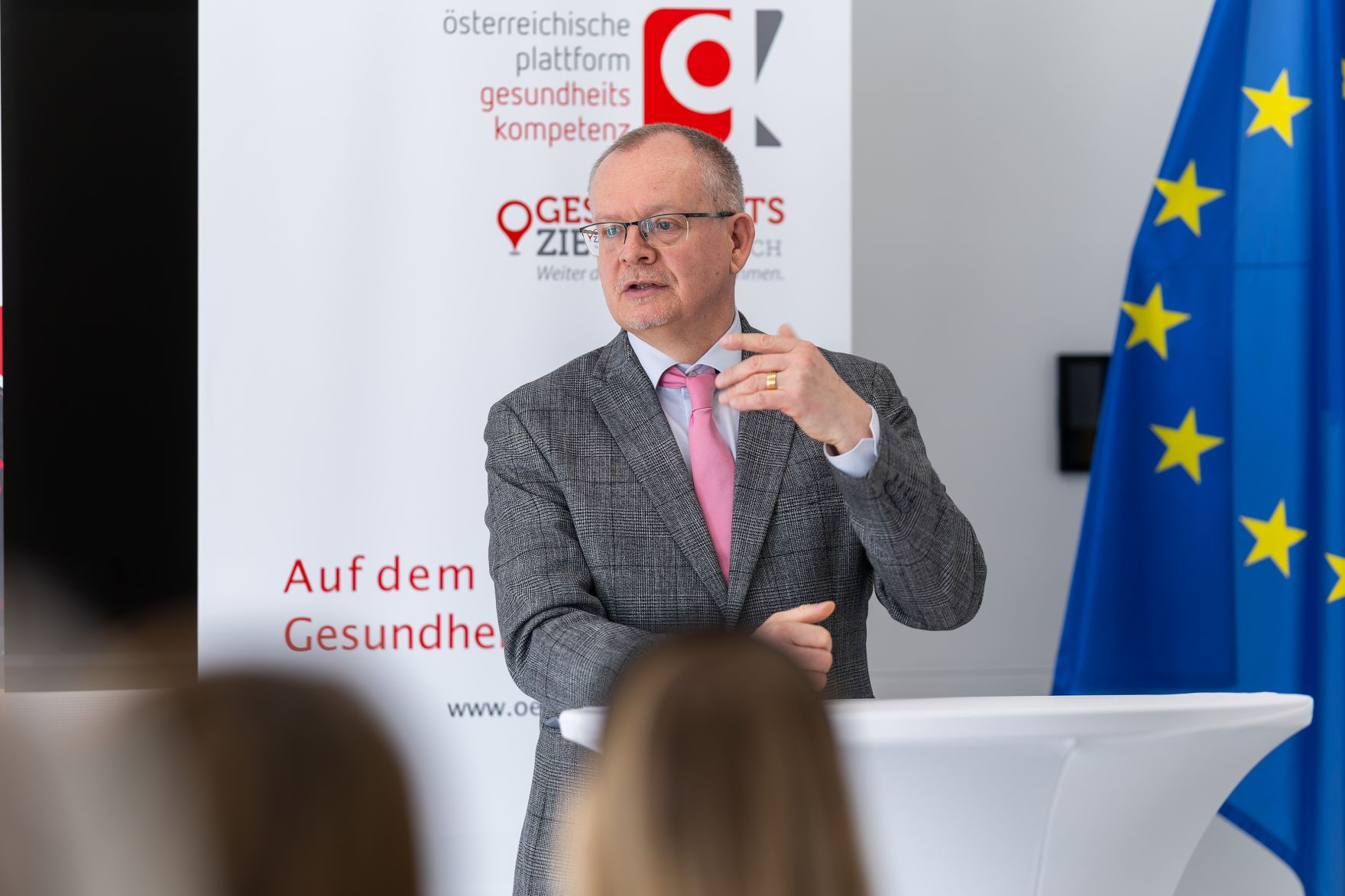 Am 4. Februar 2025 wurden Urkunden f&uuml;r die &bdquo;Gesundheitskompetente offene Jugendarbeit&ldquo; &uuml;ber die Sektion VI des Bundeskanzleramtes verliehen.