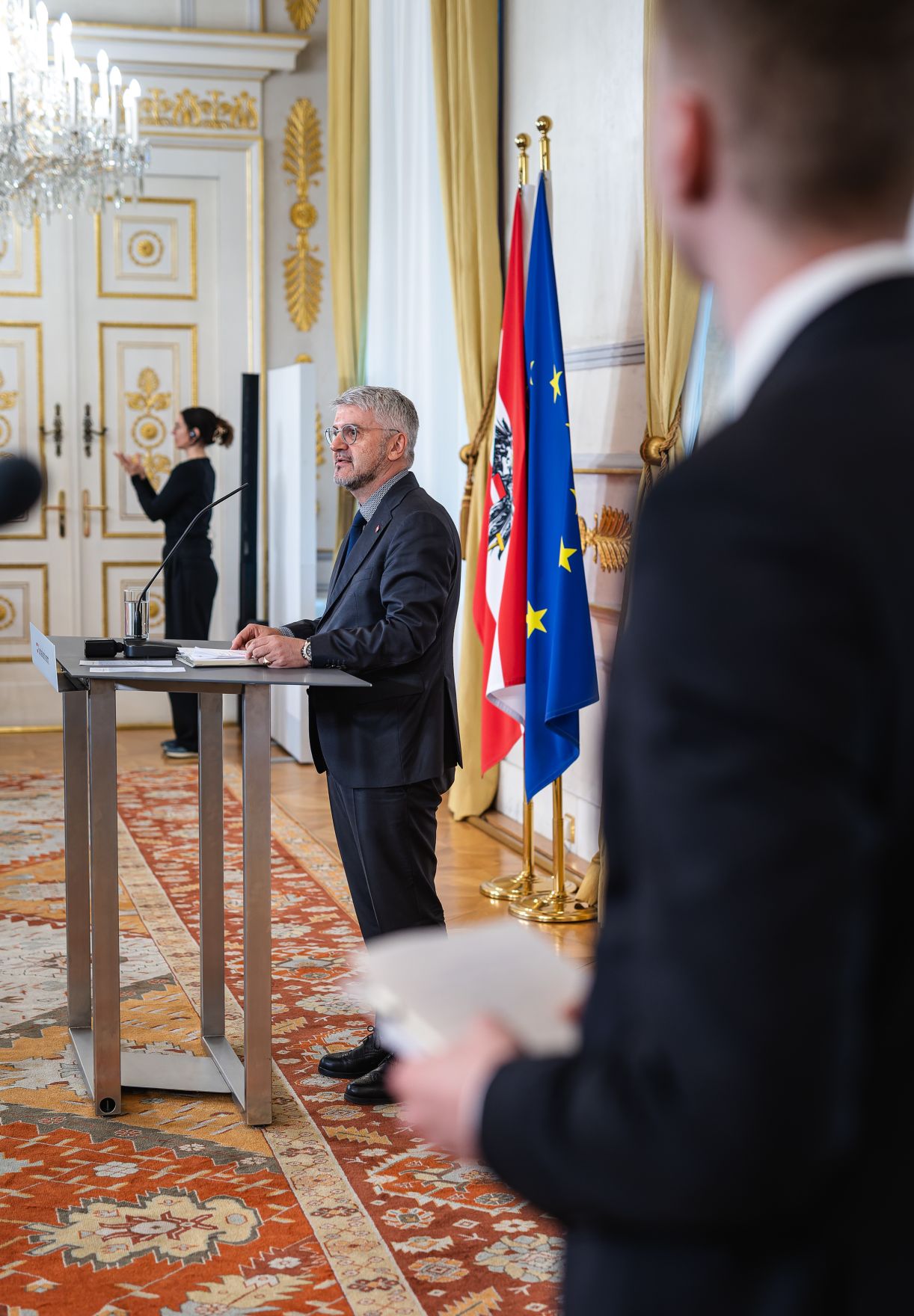 Am 14. April 2026 gab der Regierungsberater f&uuml;r nationale Sicherheit und Krisenvorsorge Peter Vorhofer (m.), eine Pressekonferenz im Bundeskanzleramt um &uuml;ber Aktuelles aus dem Koordinationsgremium zu berichten.