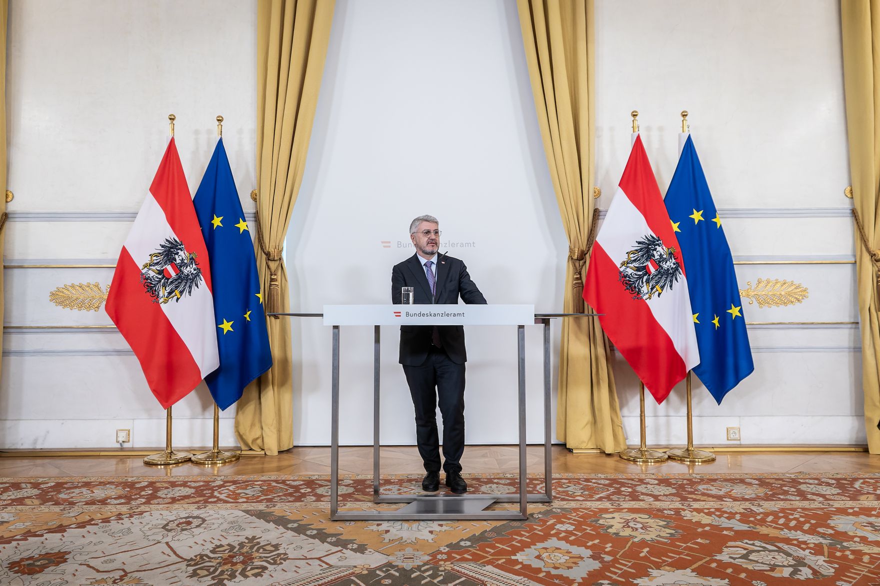Am 28. April 2026 lud der Regierungsberater f&uuml;r nationale Sicherheit und Krisenvorsorge, Peter Vorhofer, zu einem Briefing ins Bundeskanzleramt, um &uuml;ber Aktuelles aus dem Koordinationsgremium zu berichten.