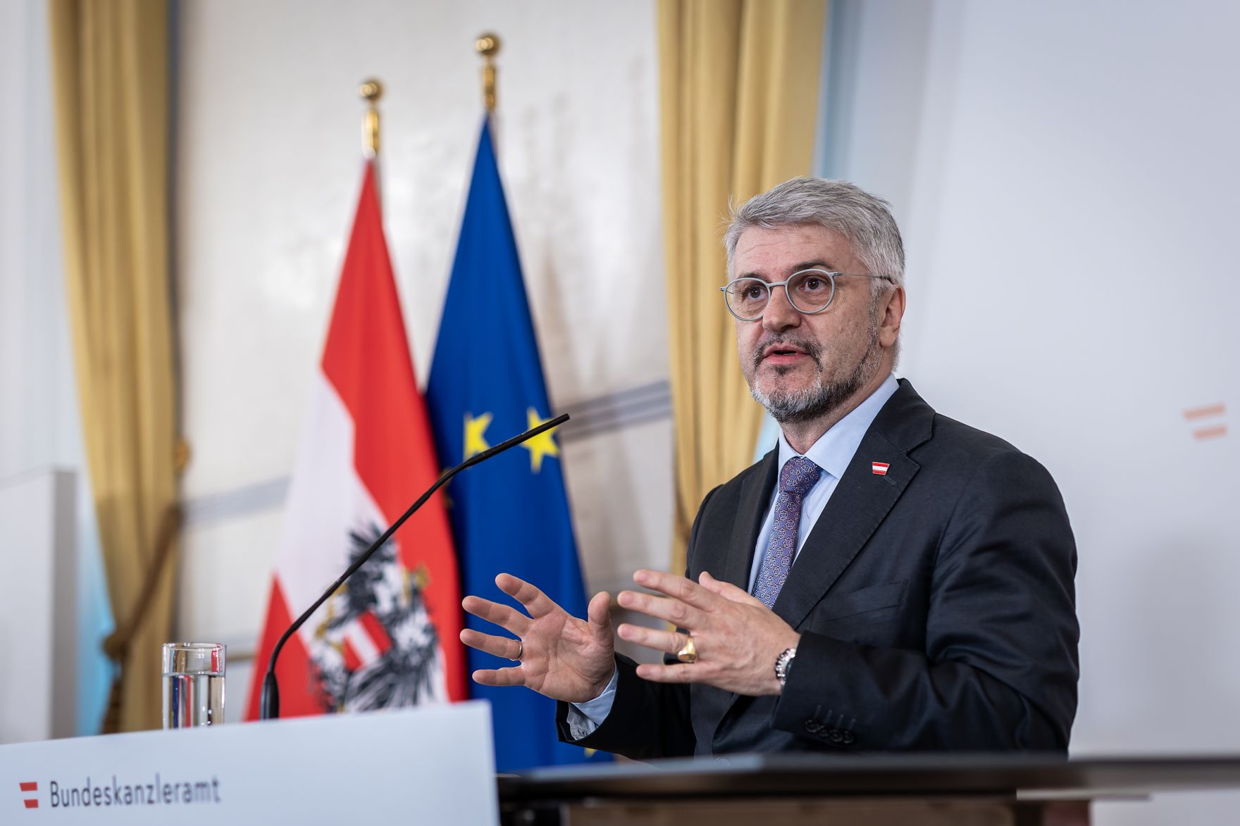 Am 28. April 2026 lud der Regierungsberater f&uuml;r nationale Sicherheit und Krisenvorsorge, Peter Vorhofer, zu einem Briefing ins Bundeskanzleramt, um &uuml;ber Aktuelles aus dem Koordinationsgremium zu berichten.