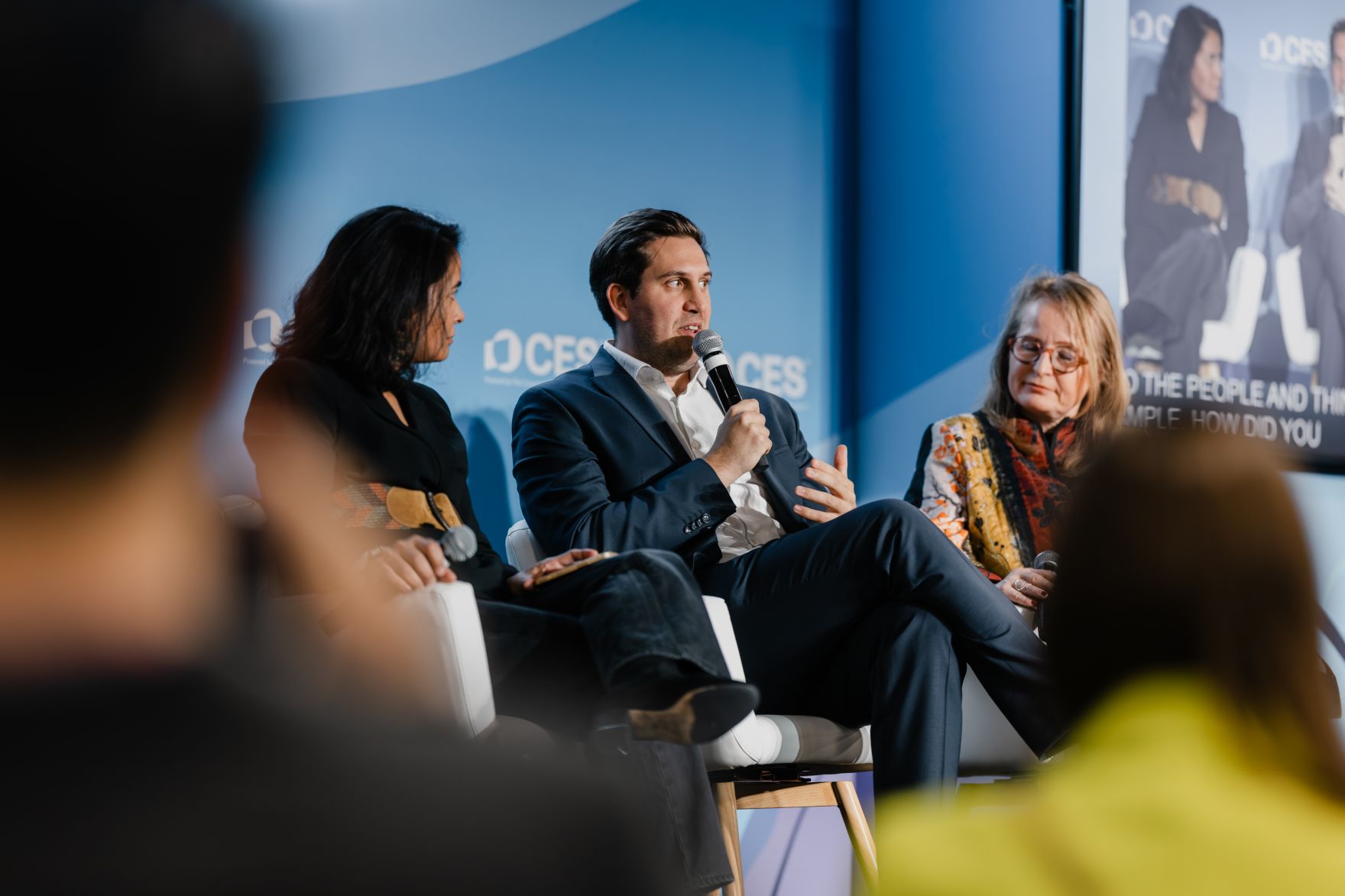 Am 6. J&auml;nner 2026 setzte Staatssekret&auml;r Alexander Pr&ouml;ll (m.) seinen mehrt&auml;gigen Arbeitsbesuch in den Vereinigten Staaten von Amerika fort. Im Bild bei der CES 2026.