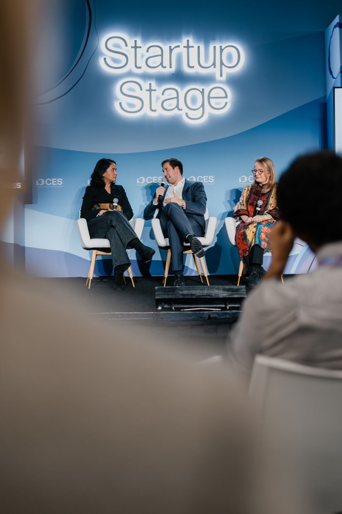 Am 6. J&auml;nner 2026 setzte Staatssekret&auml;r Alexander Pr&ouml;ll (m.) seinen mehrt&auml;gigen Arbeitsbesuch in den Vereinigten Staaten von Amerika fort. Im Bild bei der CES 2026.