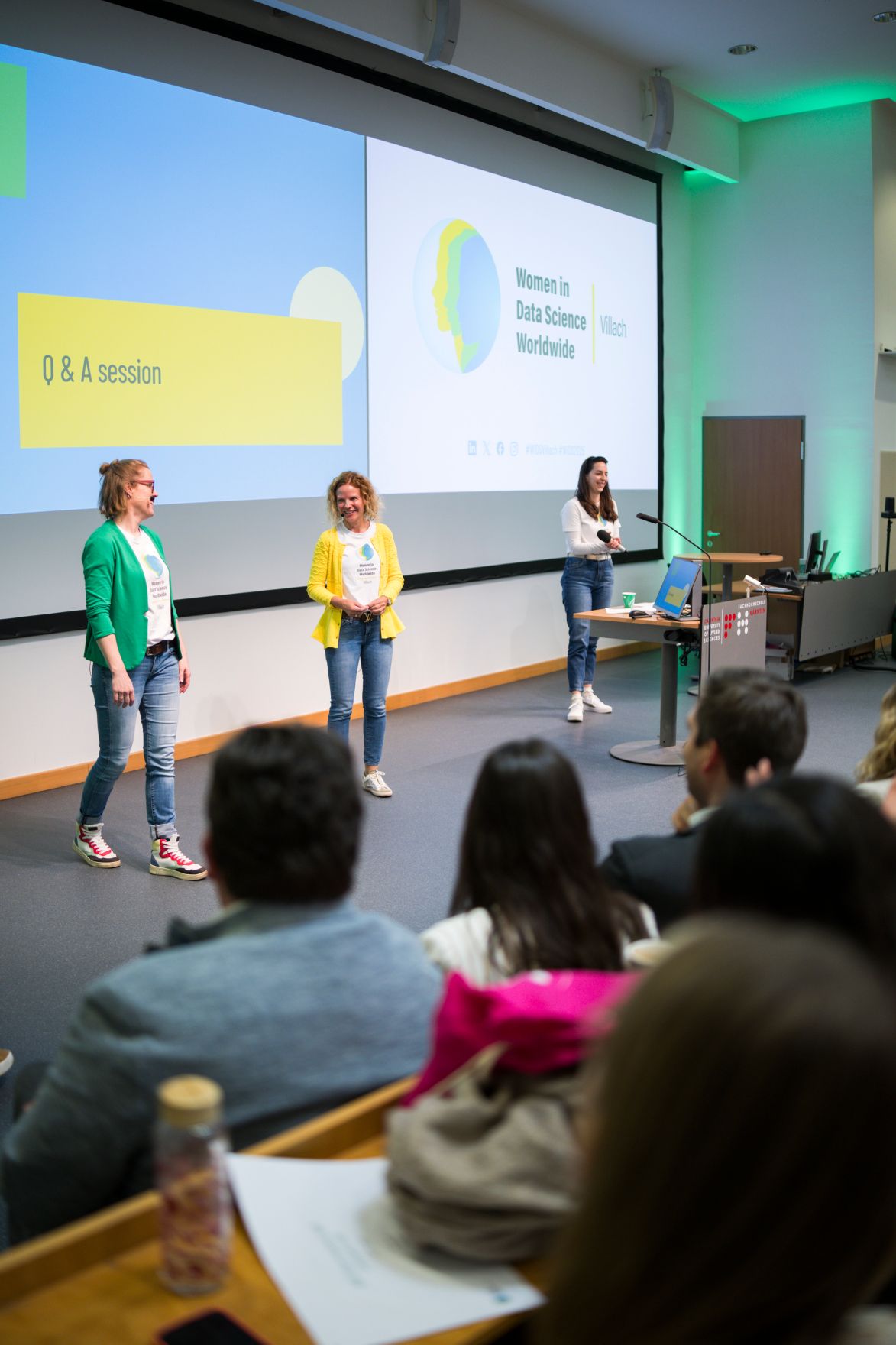 Am 10. April 2025 besuchte Staatssekret&auml;r Alexander Pr&ouml;ll im Rahmen seines Bundesl&auml;ndertages die Carinthia University of Applied Sciences. Im Bild bei der 6th Women in Data Science Villach conference.