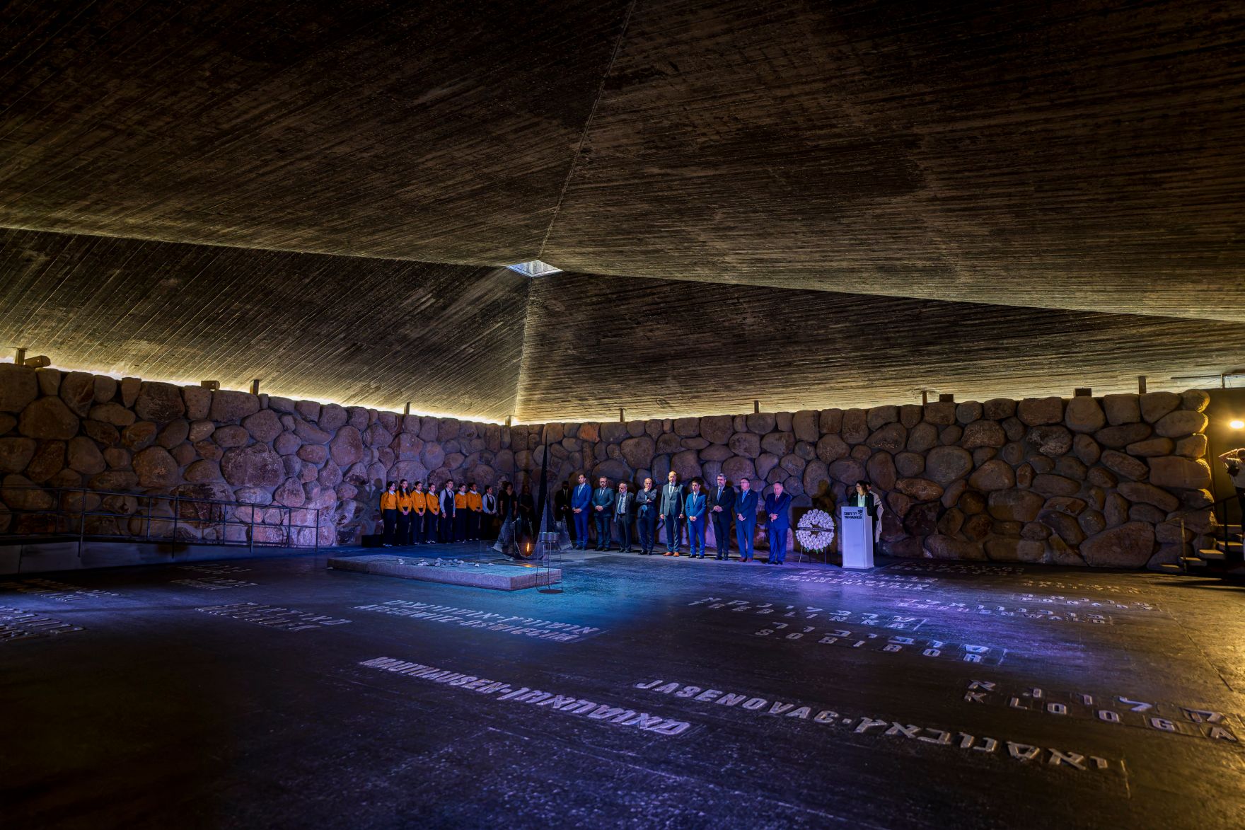 Am 26. Mai 2025 reiste Staatssekret&auml;r Alexander Pr&ouml;ll zu einem mehrt&auml;gigen Arbeitsbesuch nach Israel. Im Bild beim Besuch des &bdquo;Yad Vashem - The World Holocaust Remembrance Center&ldquo;.